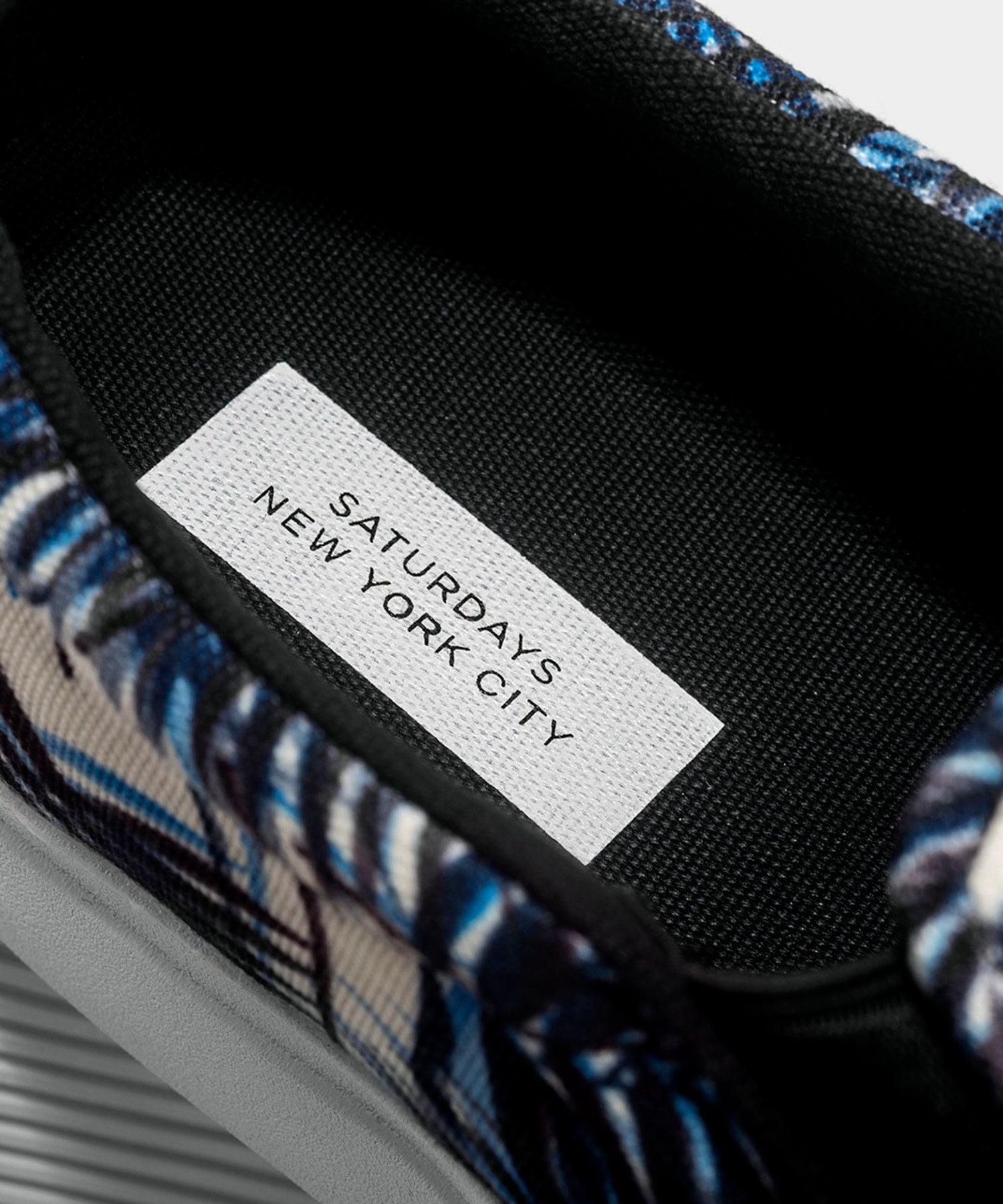 VASS CANVAS WOMEN