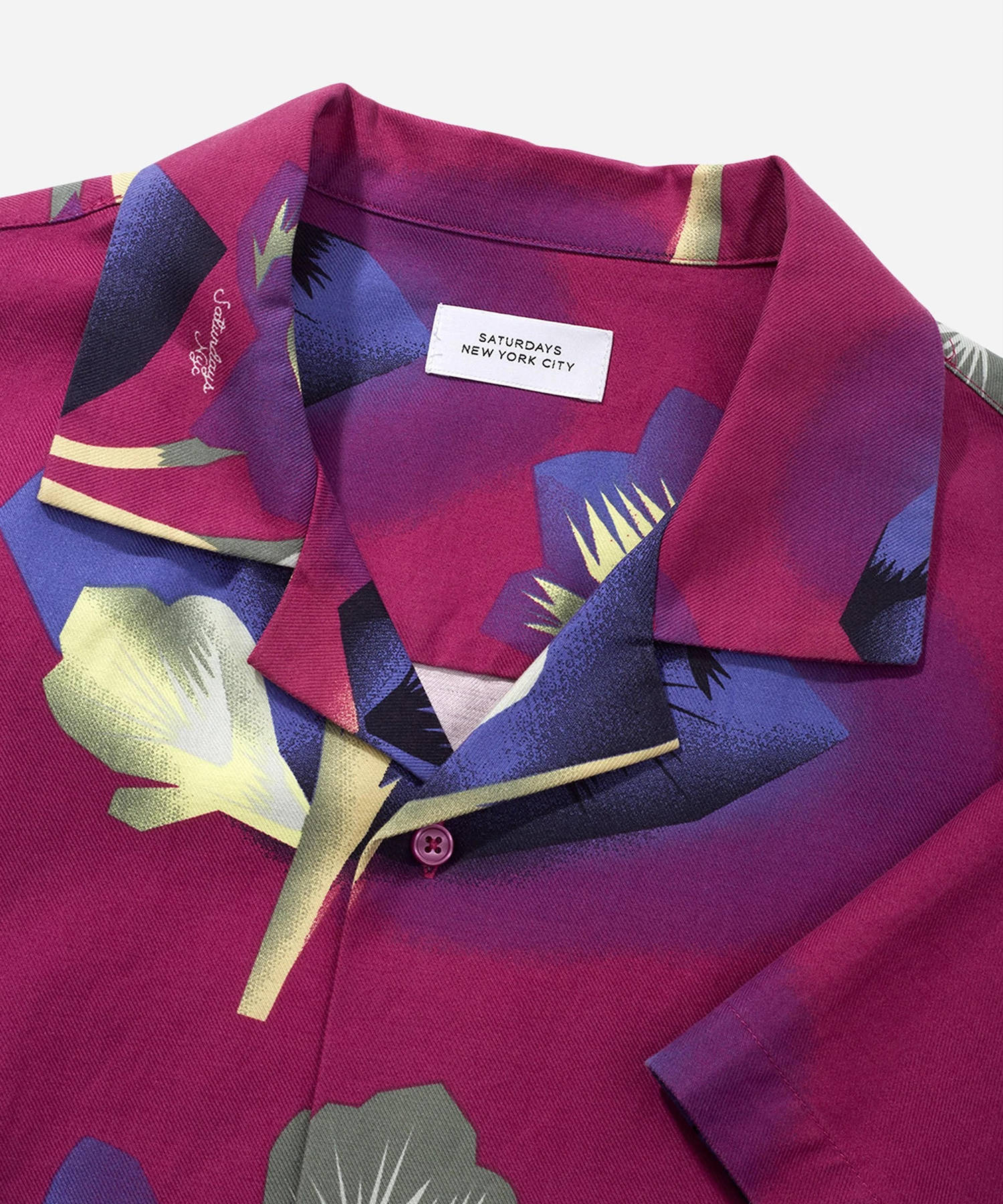 Jungle Floral Print Canty SS Shirt