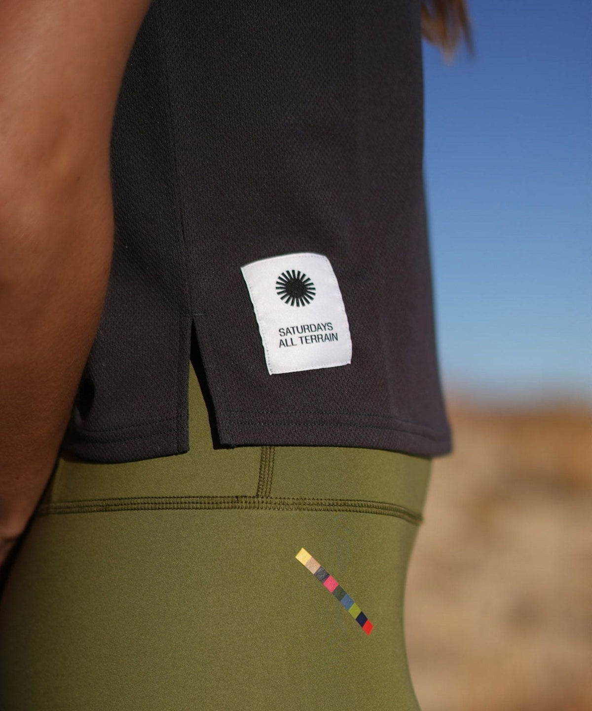 ALL TERRAIN LIGHTWEIGHT CROPPED SS TEE