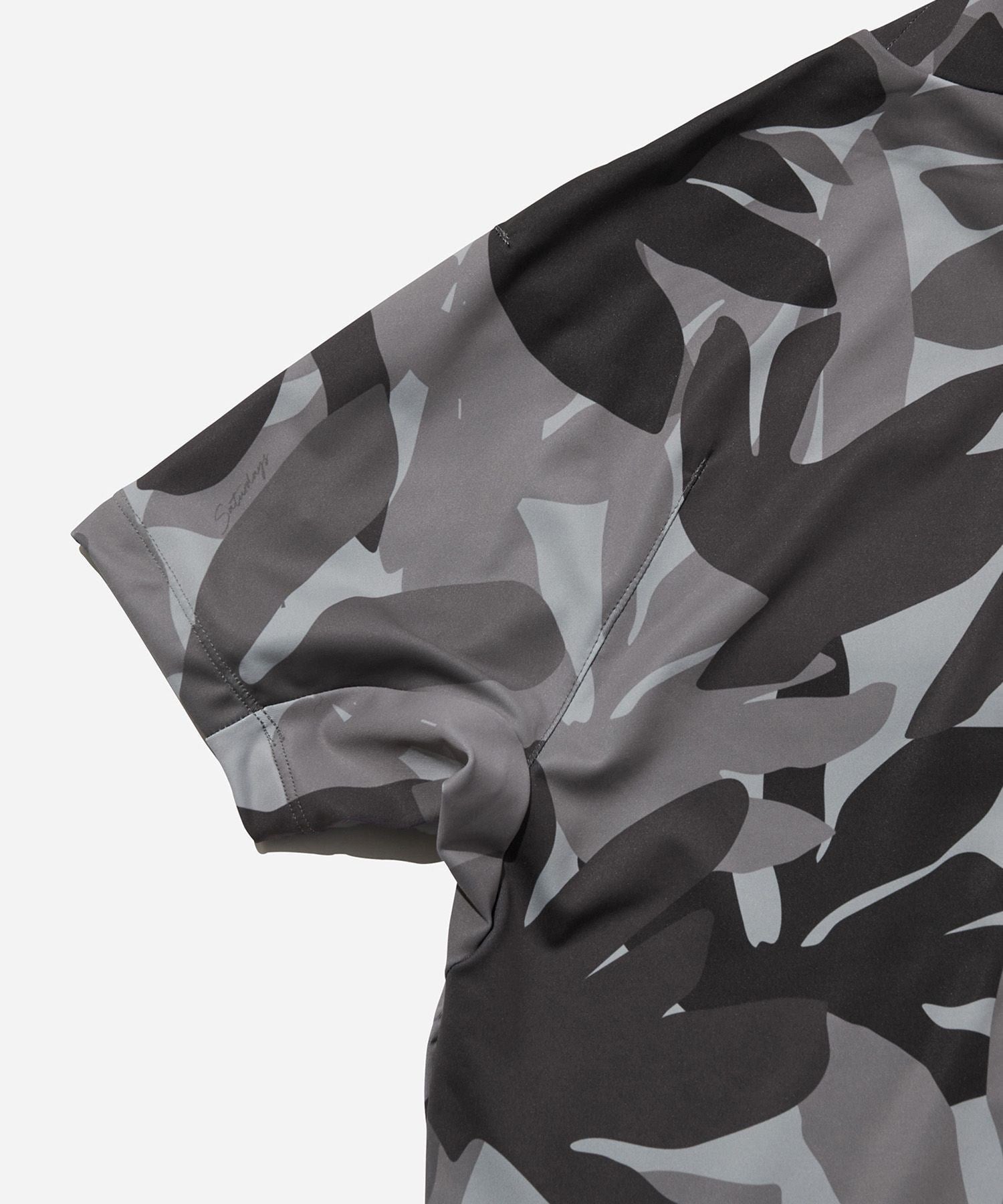 Flower Tech Mock Shirt | WOMEN
