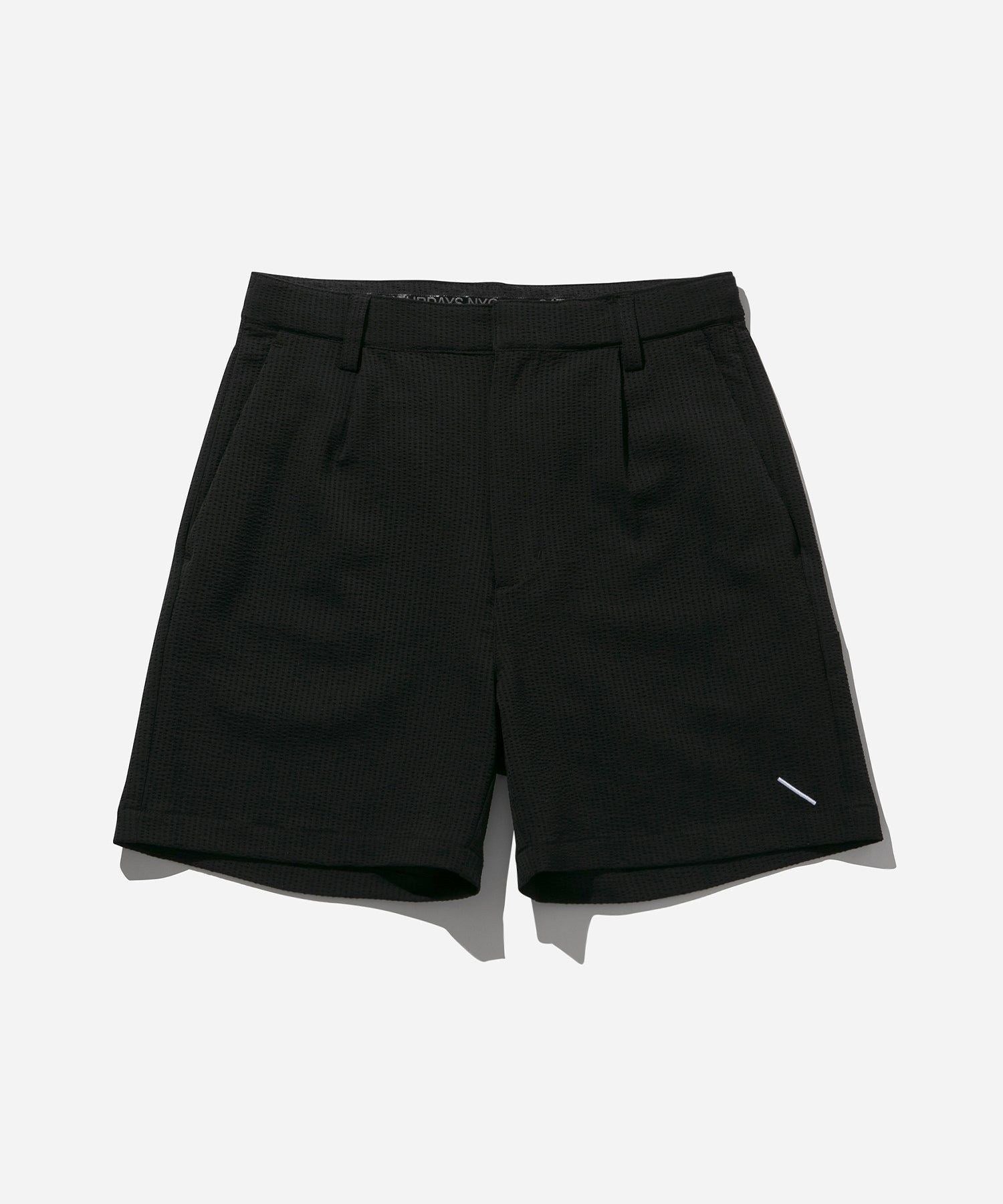 Seersucker One Tuck Short Pant | WOMEN
