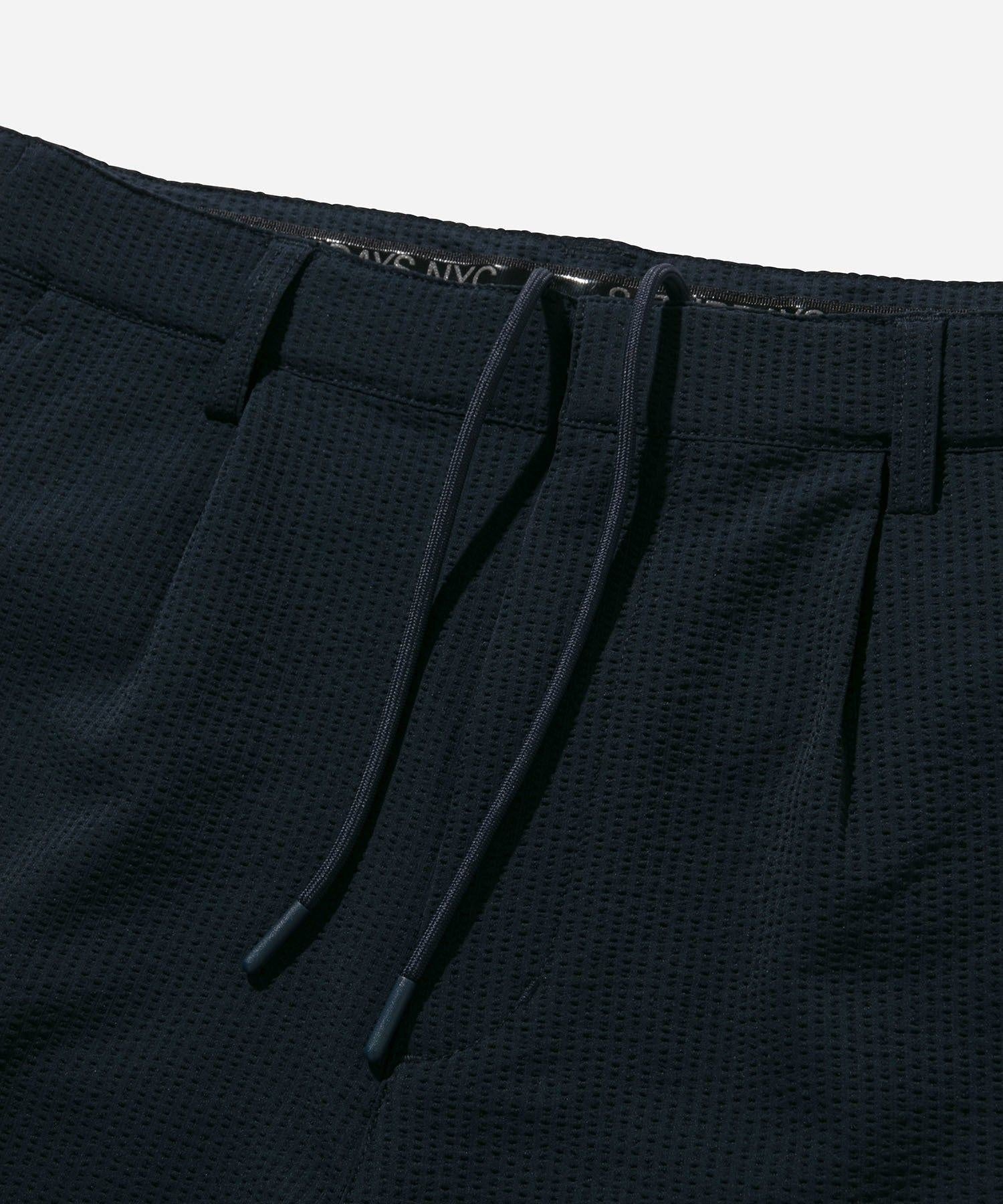 Seersucker One Tuck Short Pant | WOMEN