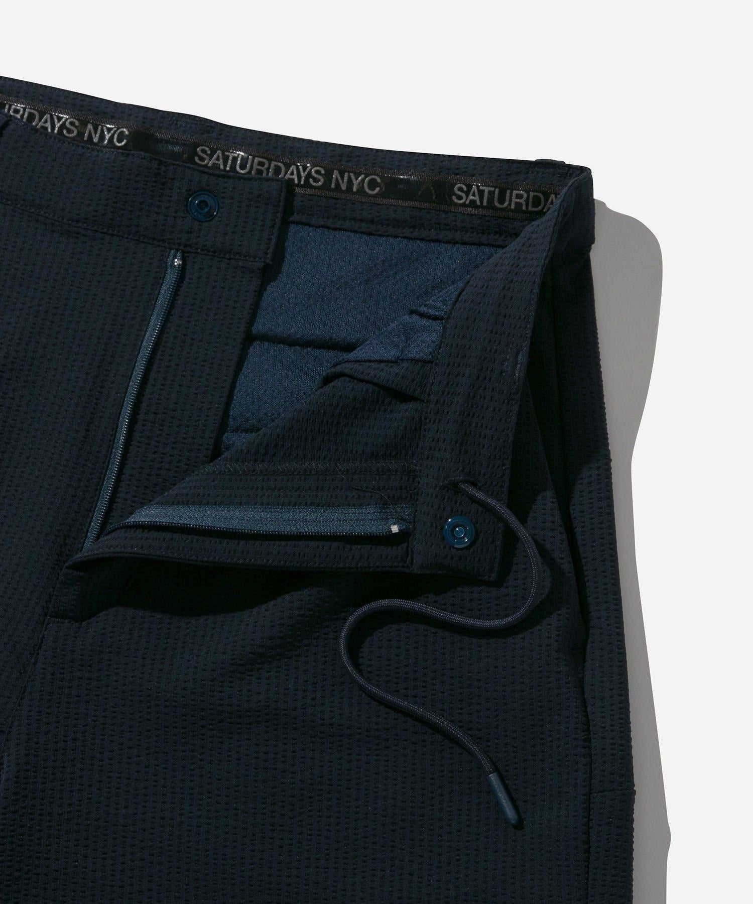 Seersucker One Tuck Short Pant | WOMEN