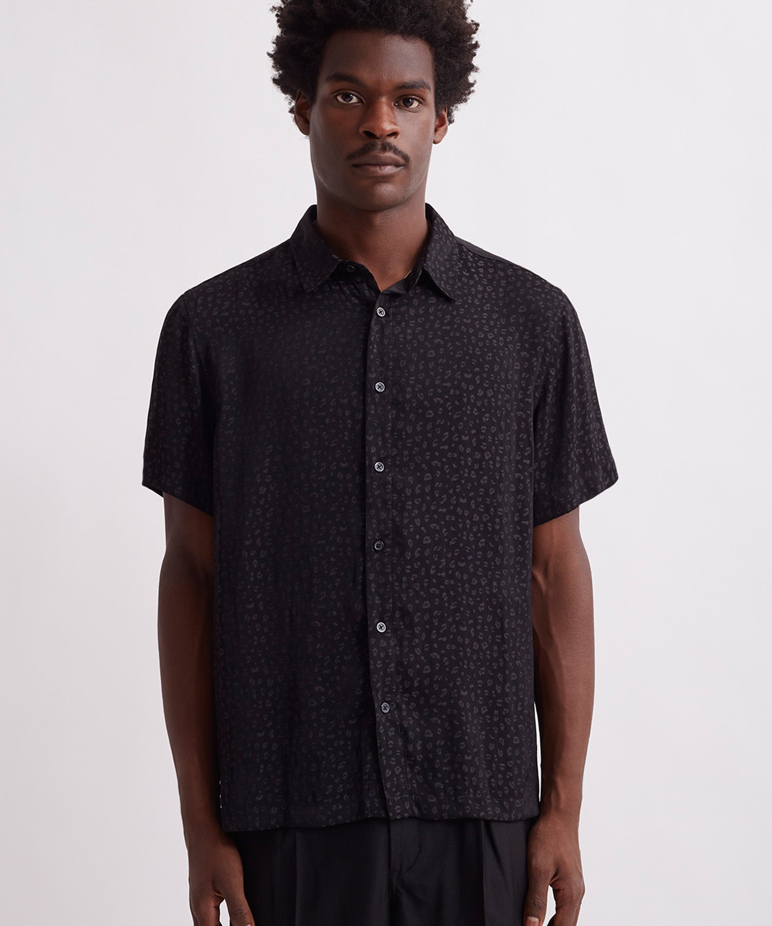 Bruce Leopard Jacquard Short Sleeve Shirt