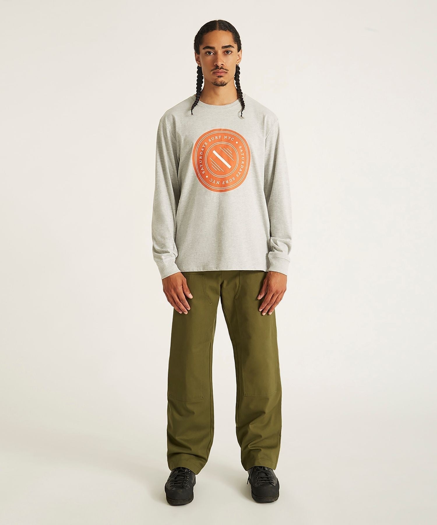 SLASH BADGE STANDARD LS TEE