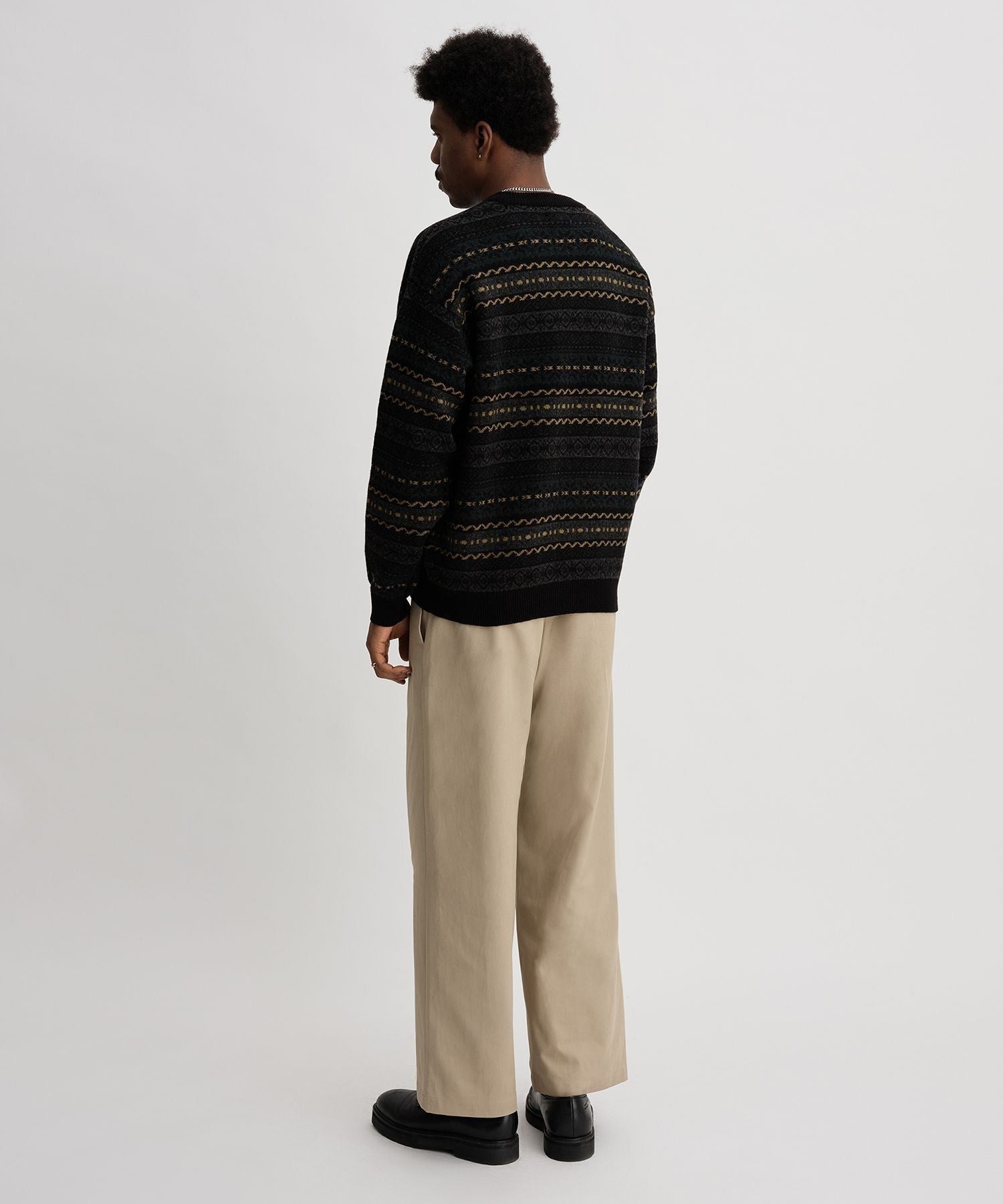 CLASSIC PATTERN KNIT