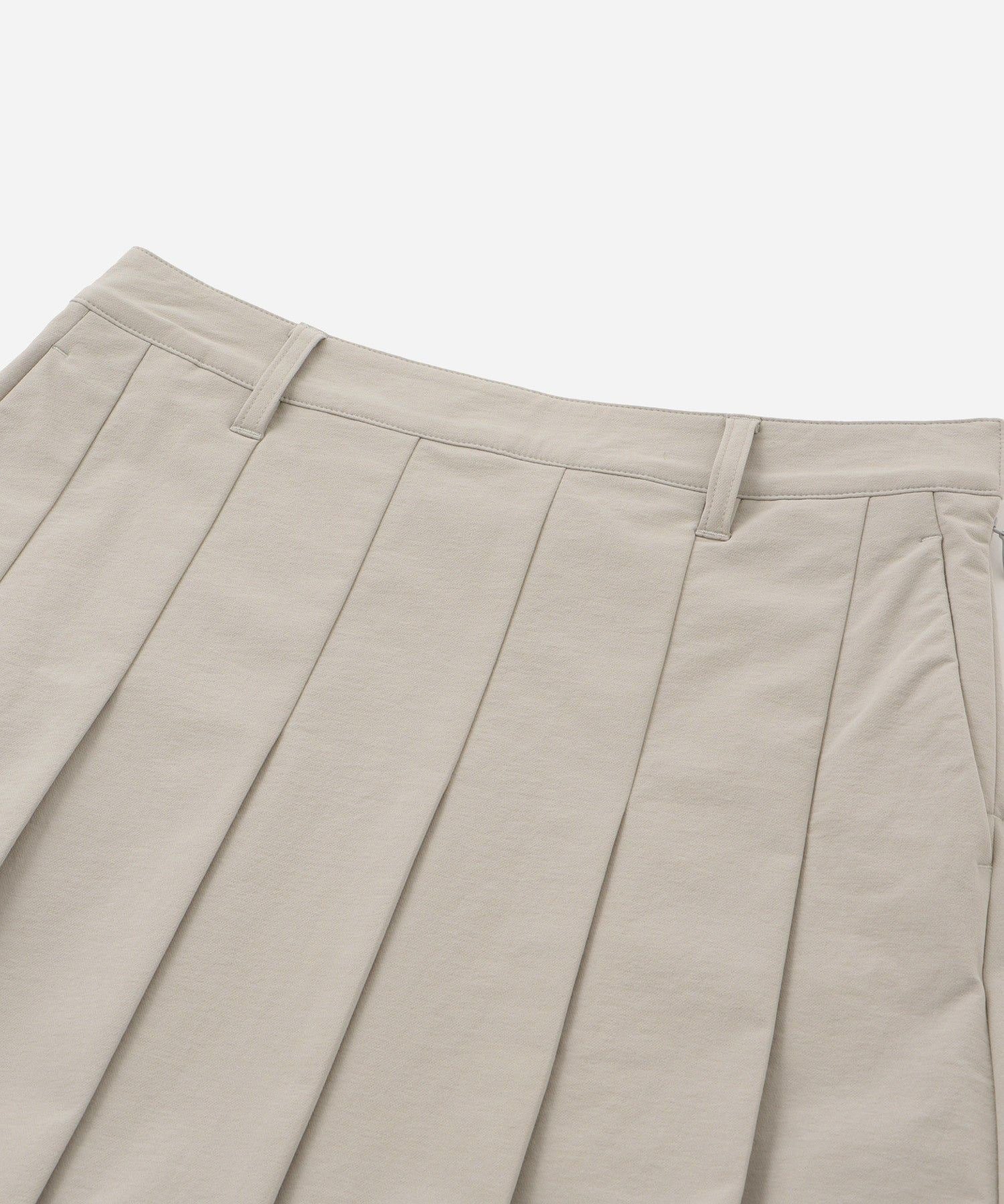 W/Taslan Nylon Pleated Skirt