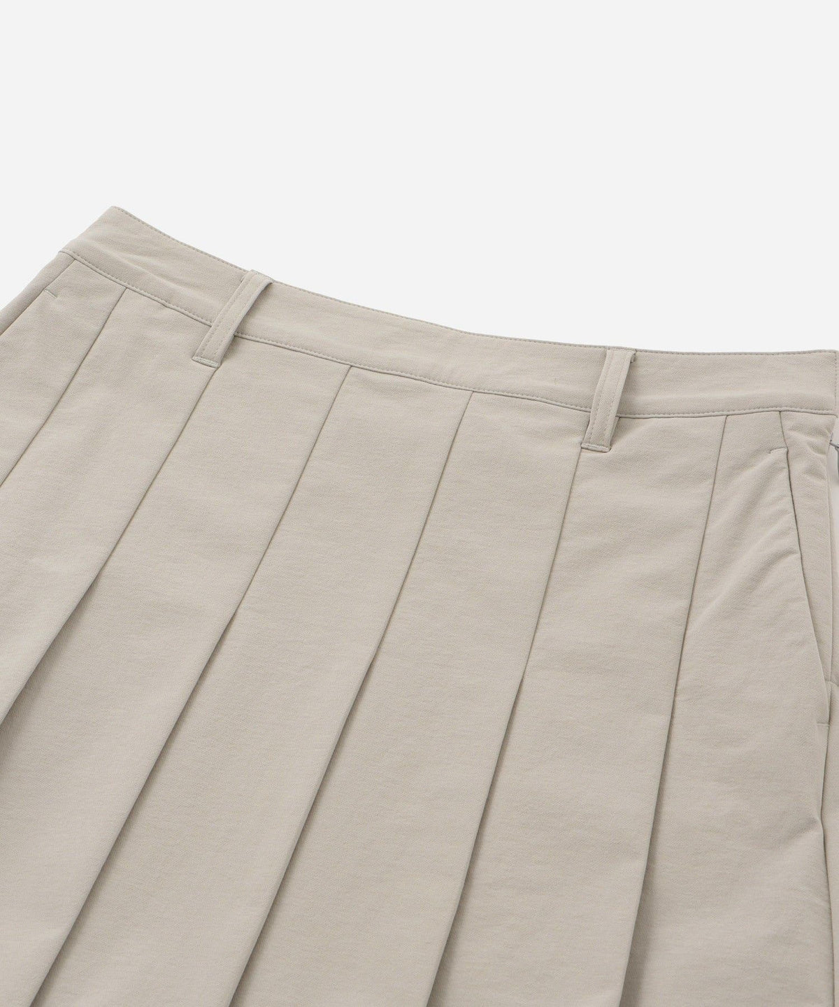 W/Taslan Nylon Pleated Skirt