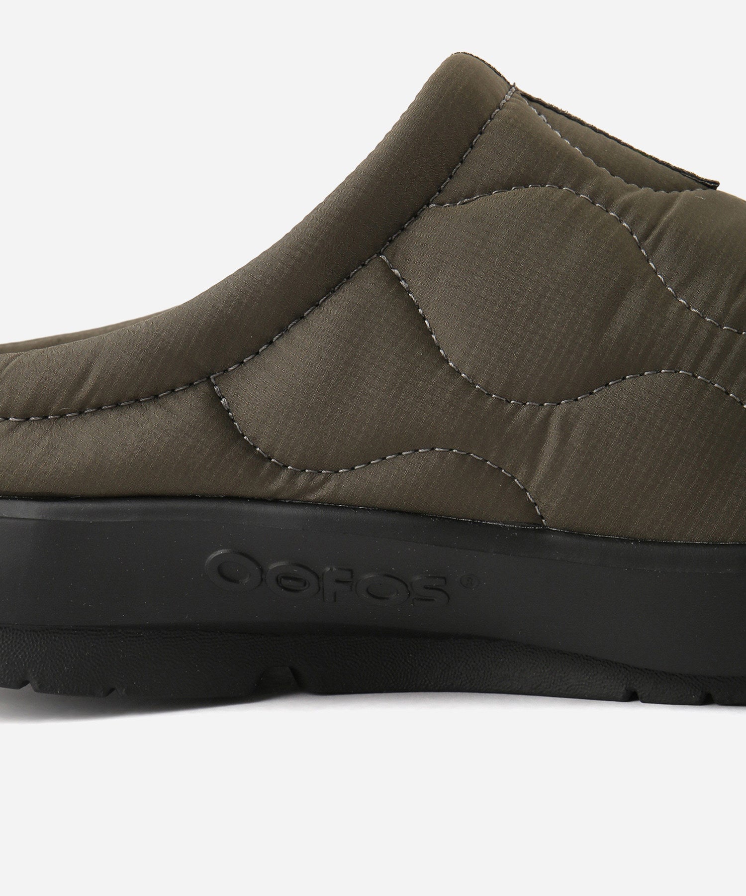 OOFOS OOcOOzie Thermo Mule