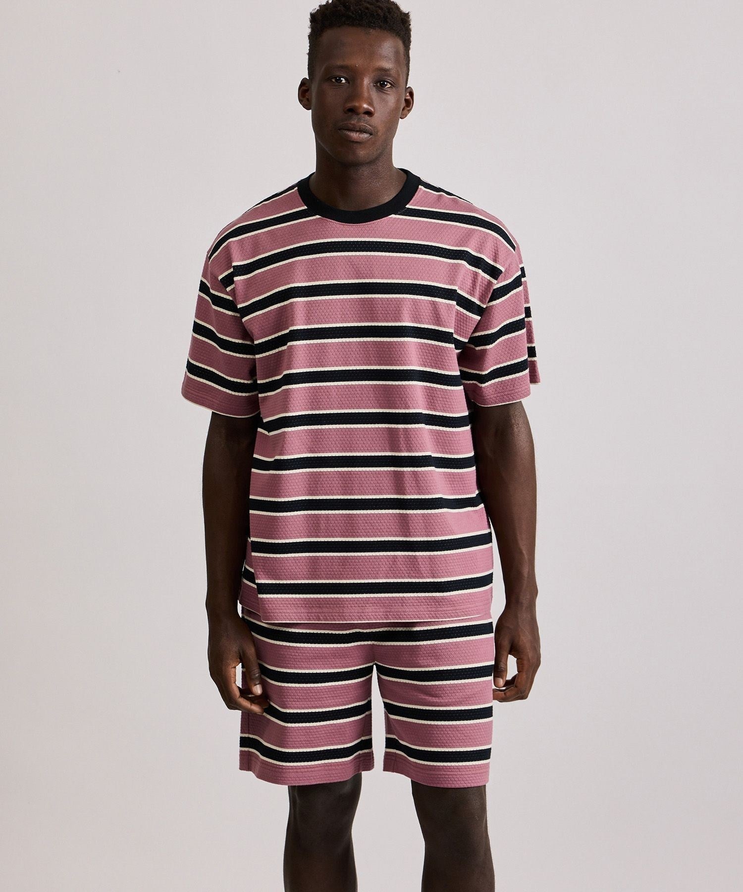 Mesh Border Stripe Shorts