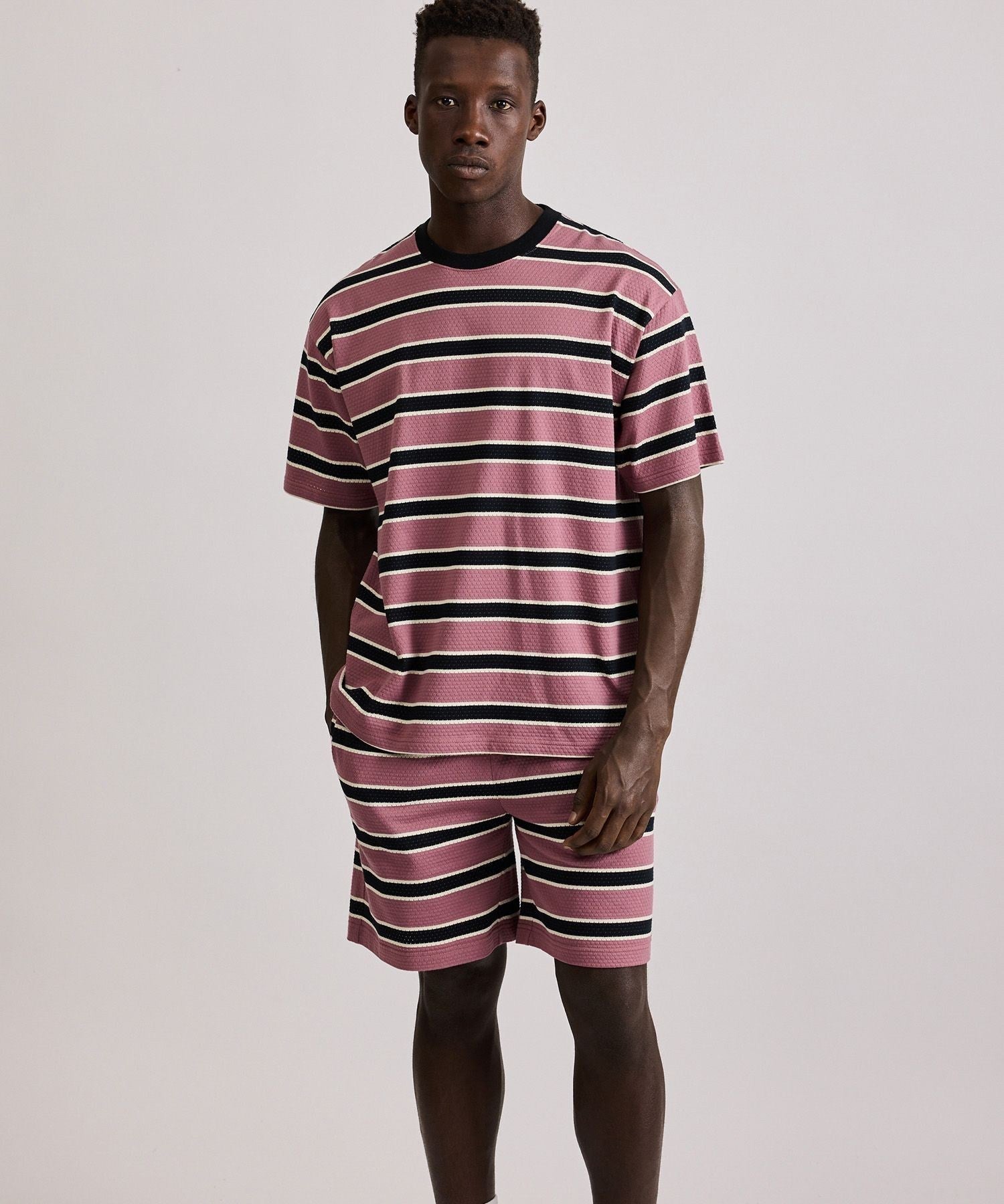 Mesh Border Stripe Shorts
