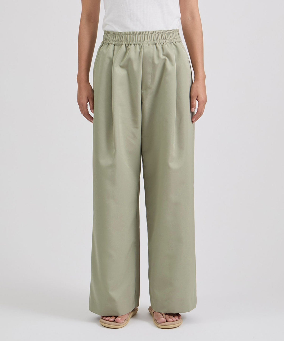 Palmetto Tuck Wide Pants