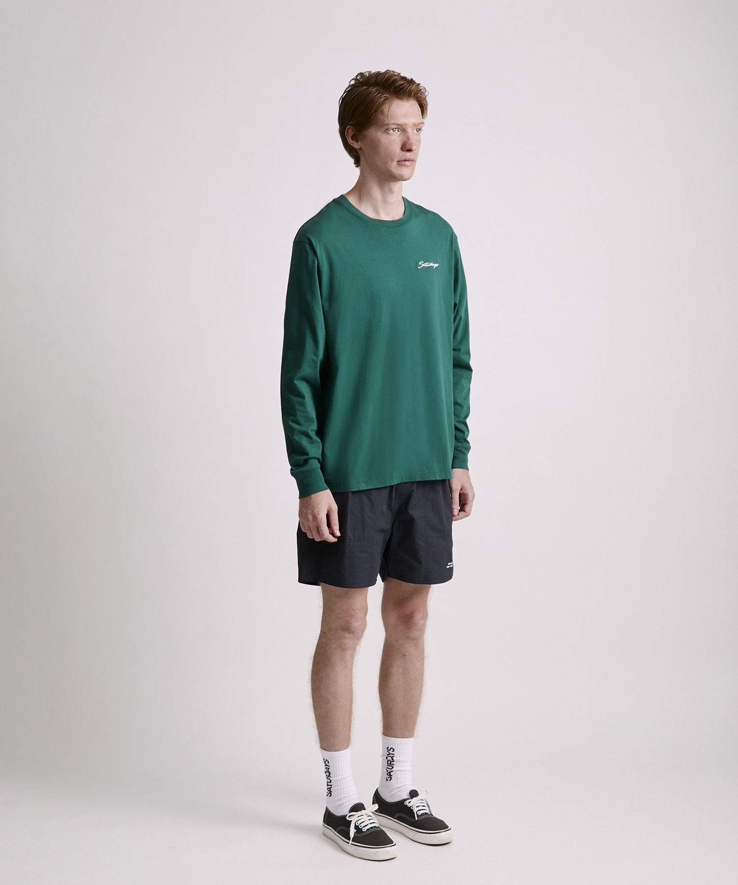 Script Emb LS Tee