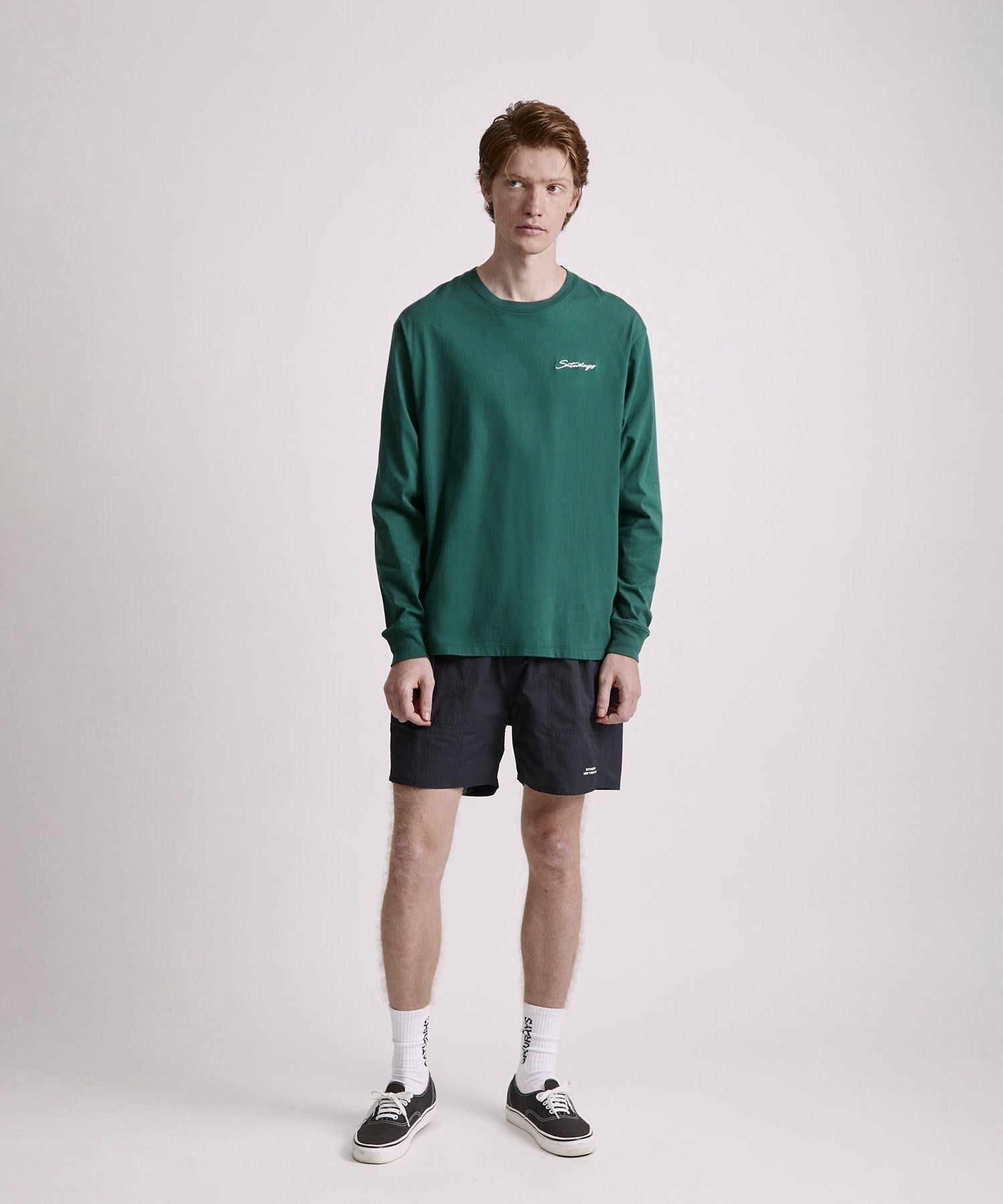 Script Emb LS Tee