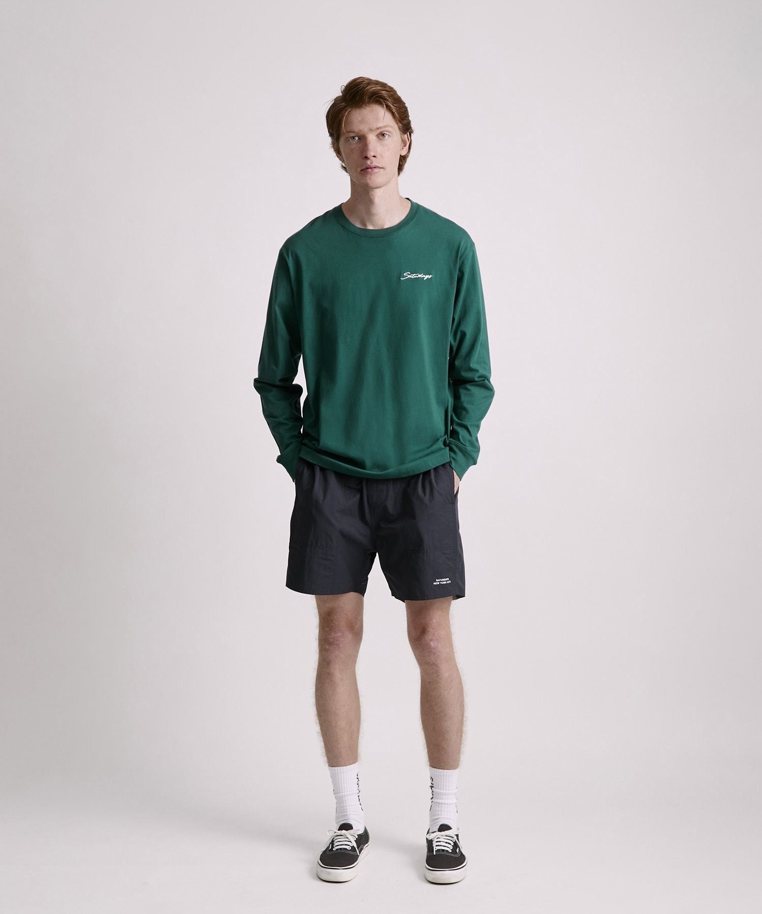 Script Emb LS Tee