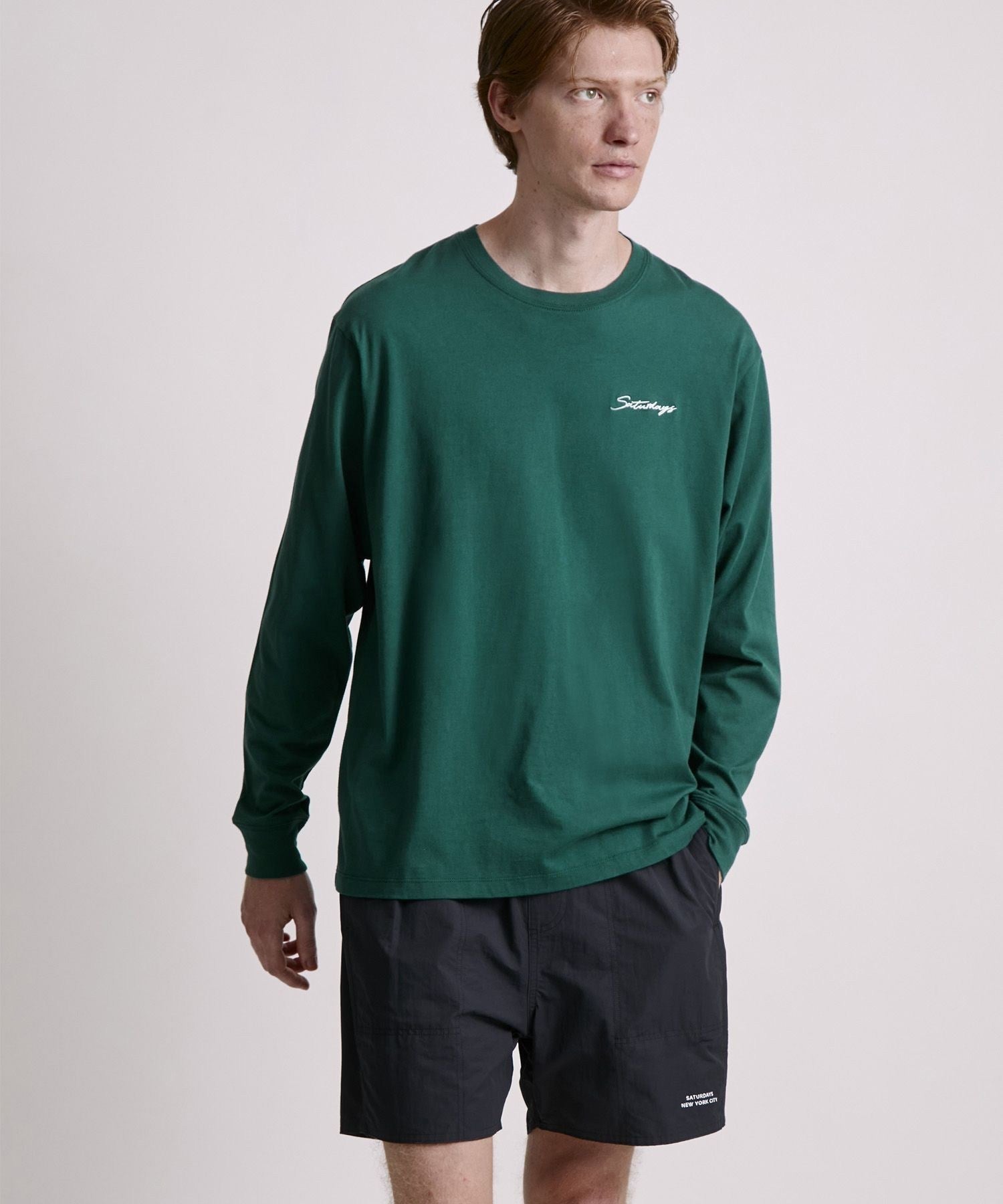 Script Emb LS Tee