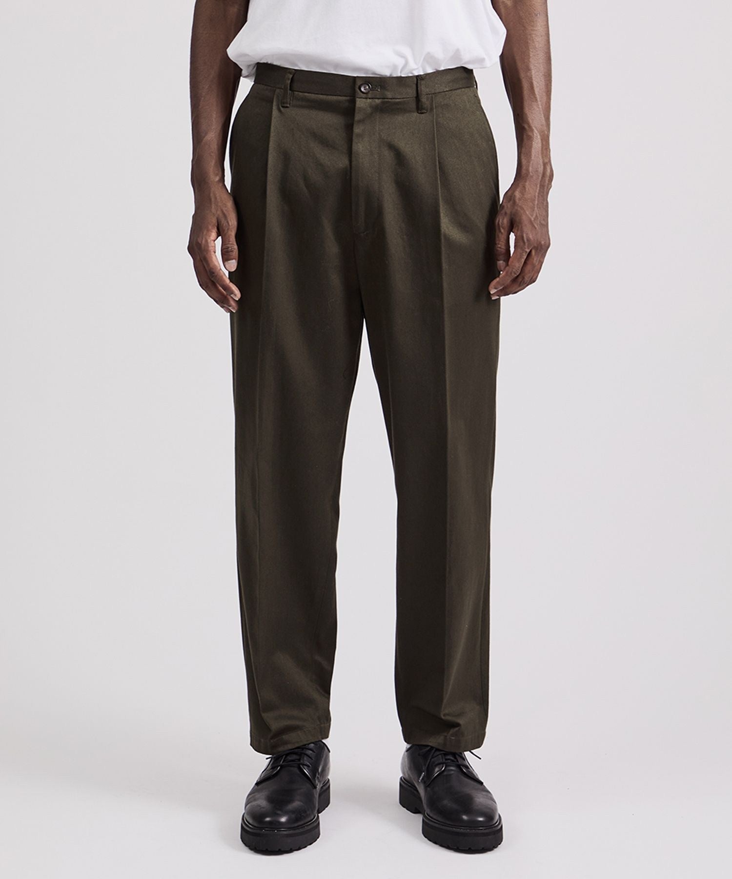 Dean One Tuck Pant