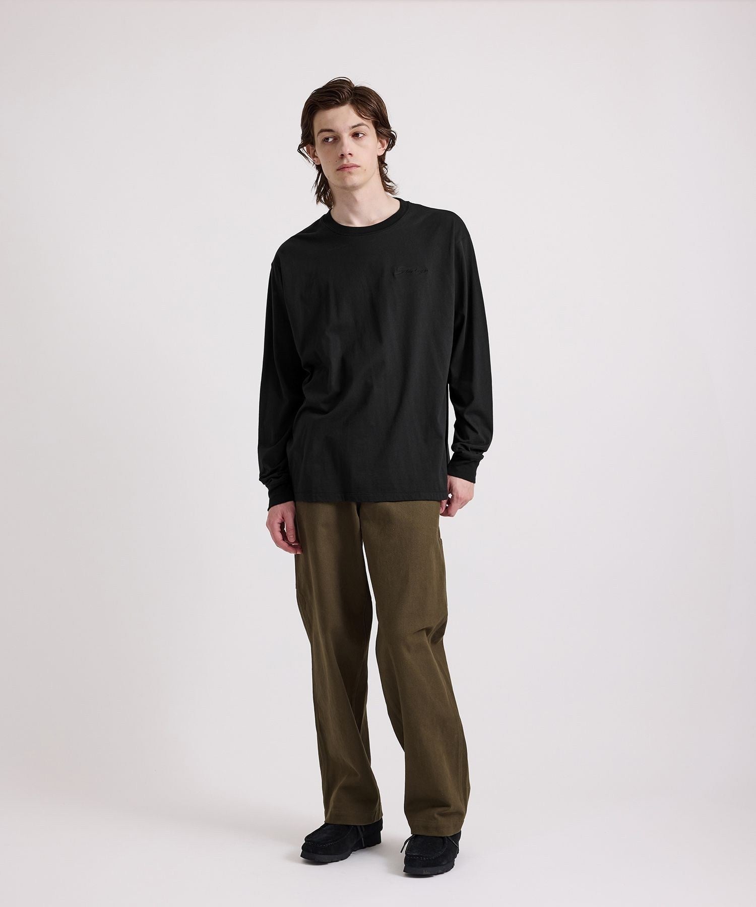 Script Emb LS Tee