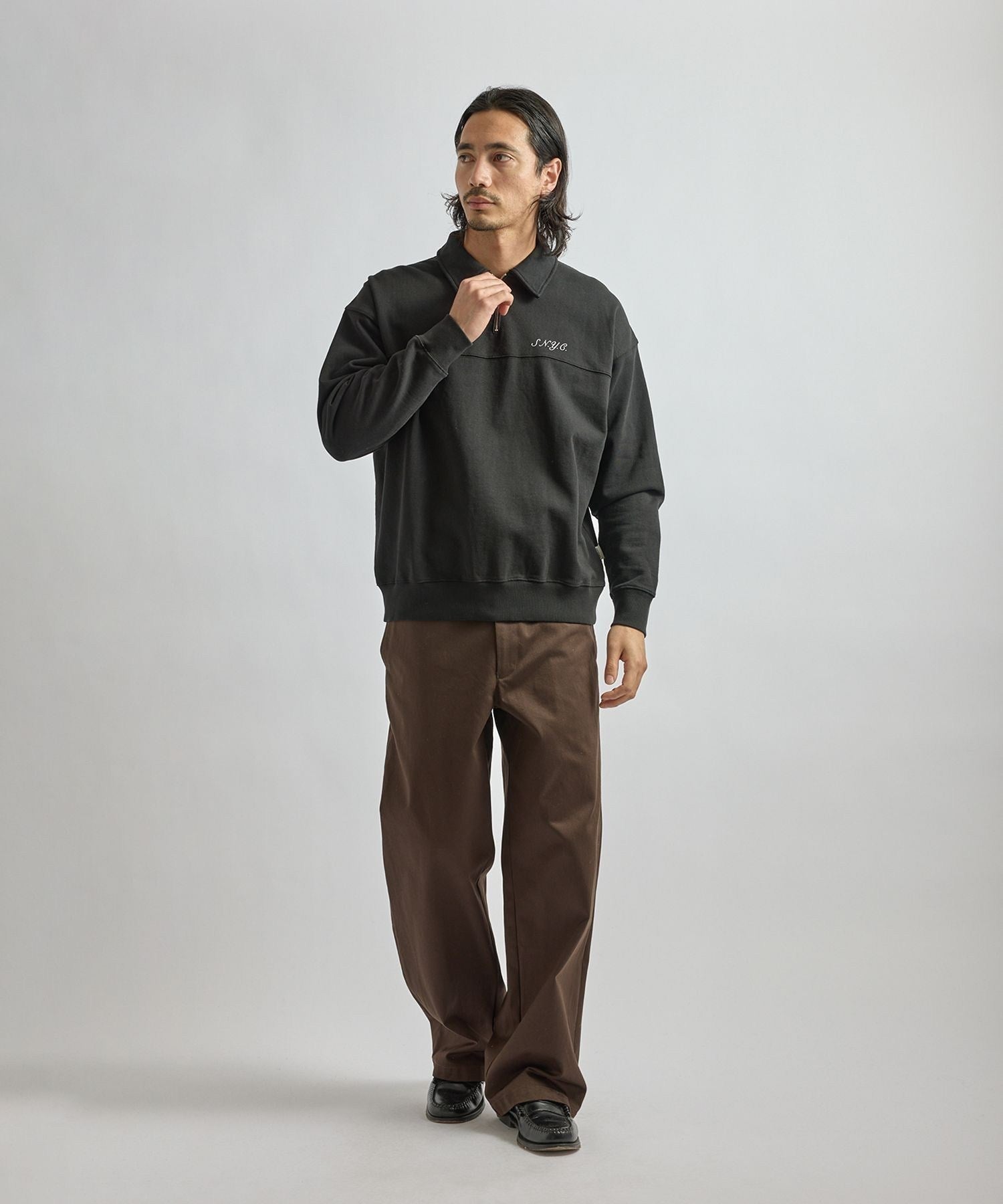 Mott Relaxed Quarter Zip Sweatshirt