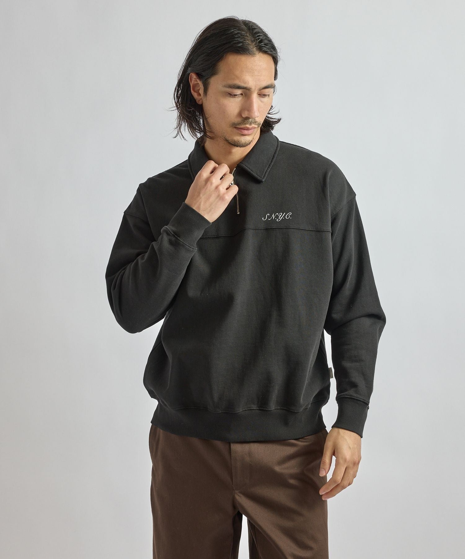 Mott Relaxed Quarter Zip Sweatshirt