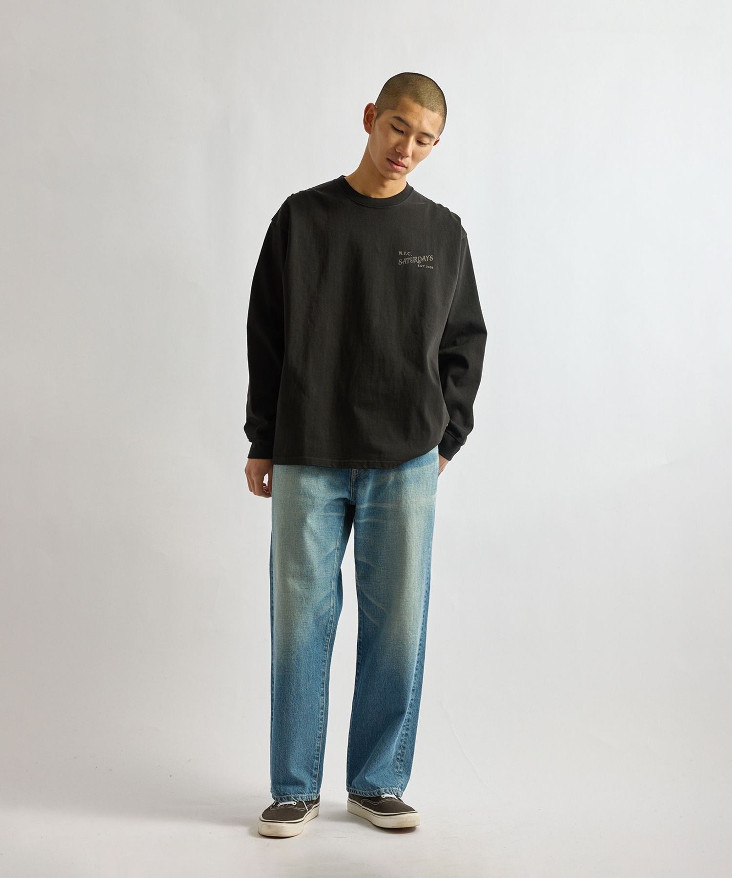 Max Weight Vintage Serif LS T-Shirt