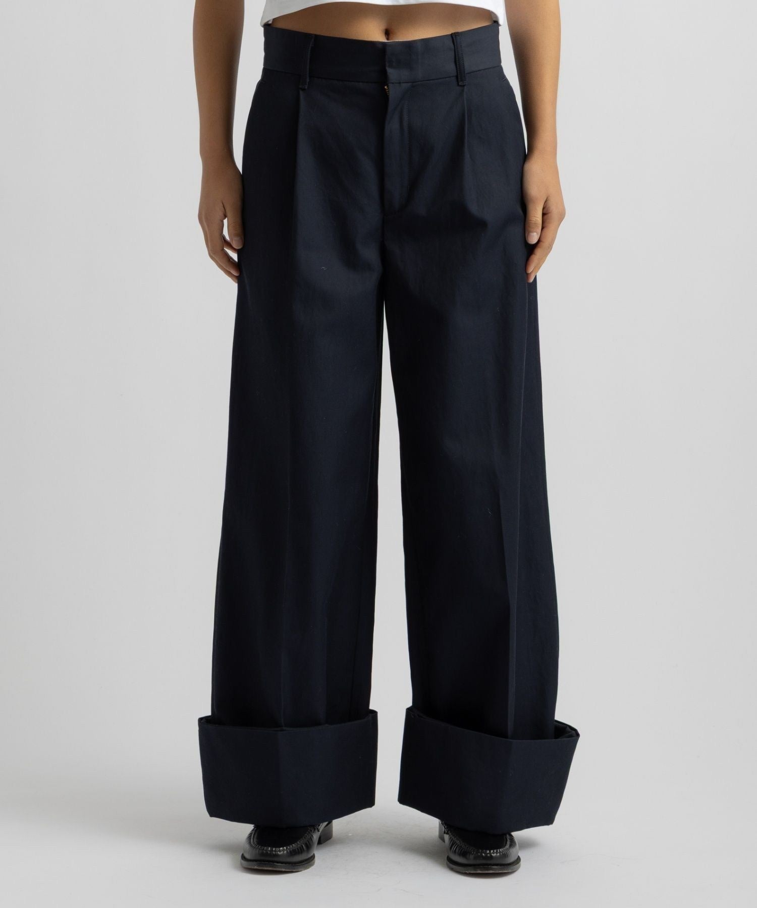 Kim Pleated Pants | WOMEN