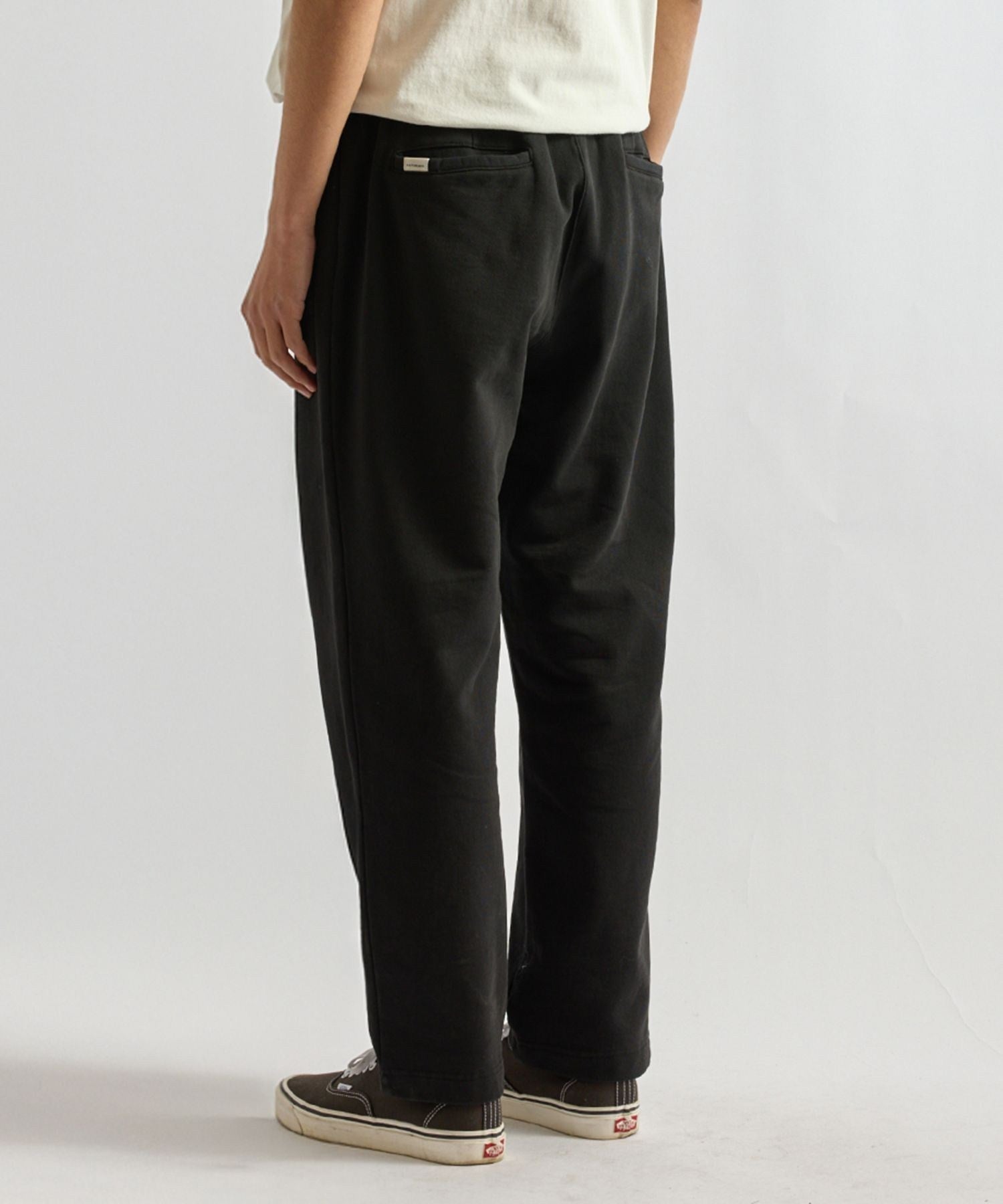 Taka International Sweatpant