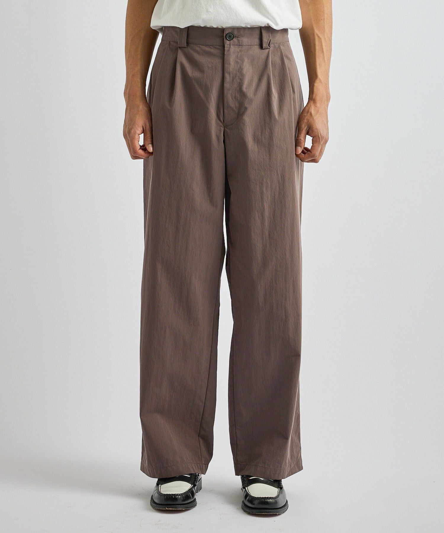 George Wide Two Tuck Pant