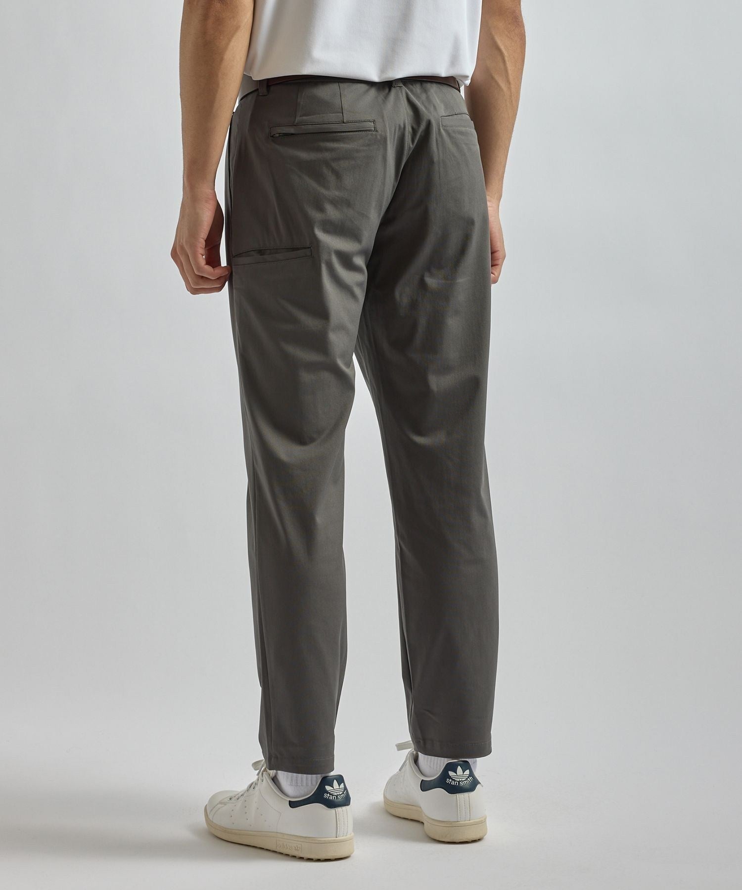 1 Tuck Stretch Pants