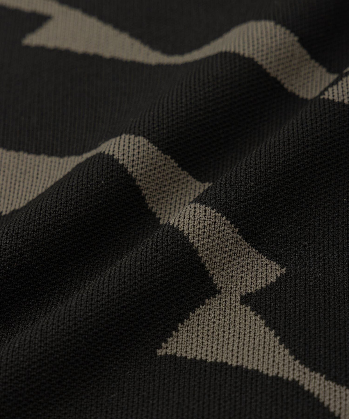 Wave Jacquard Pullover