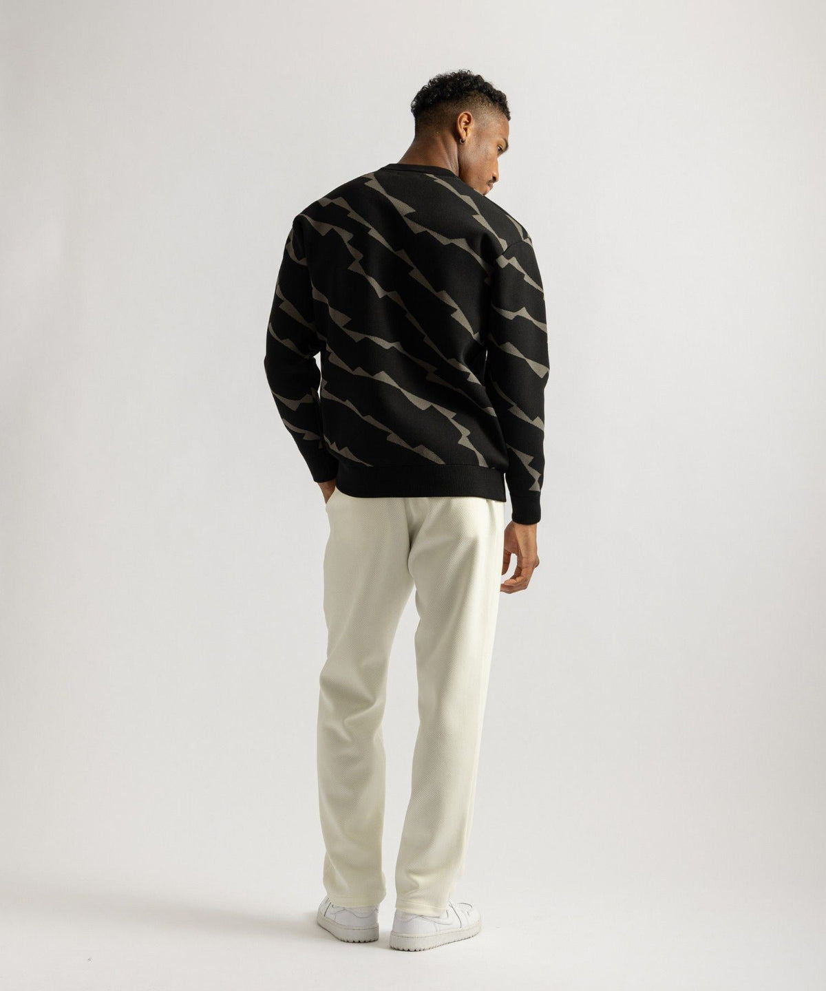 Wave Jacquard Pullover