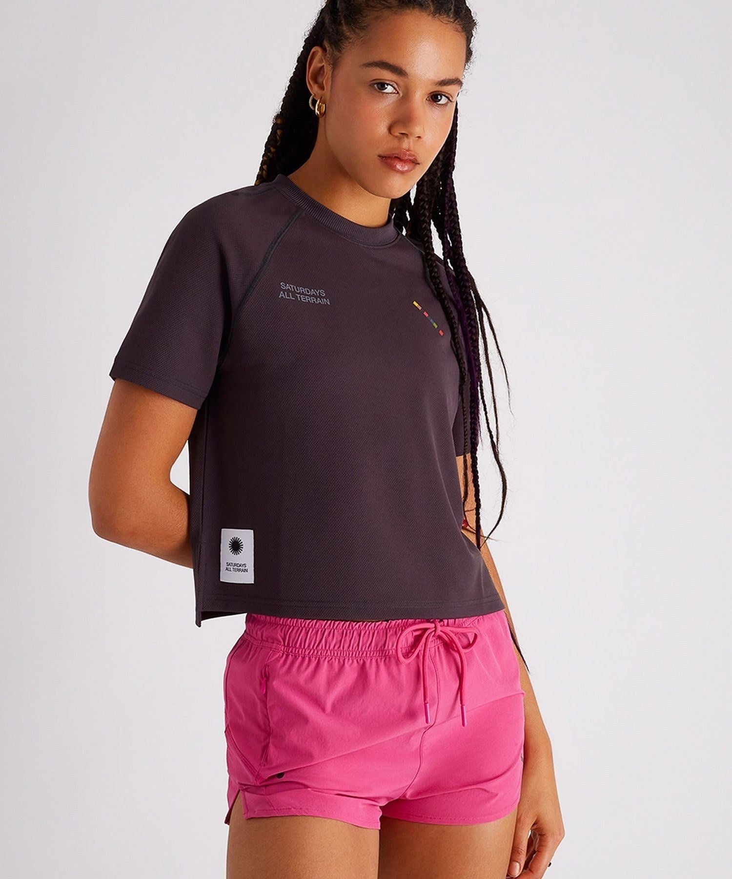 ALL TERRAIN LIGHTWEIGHT CROPPED SS TEE