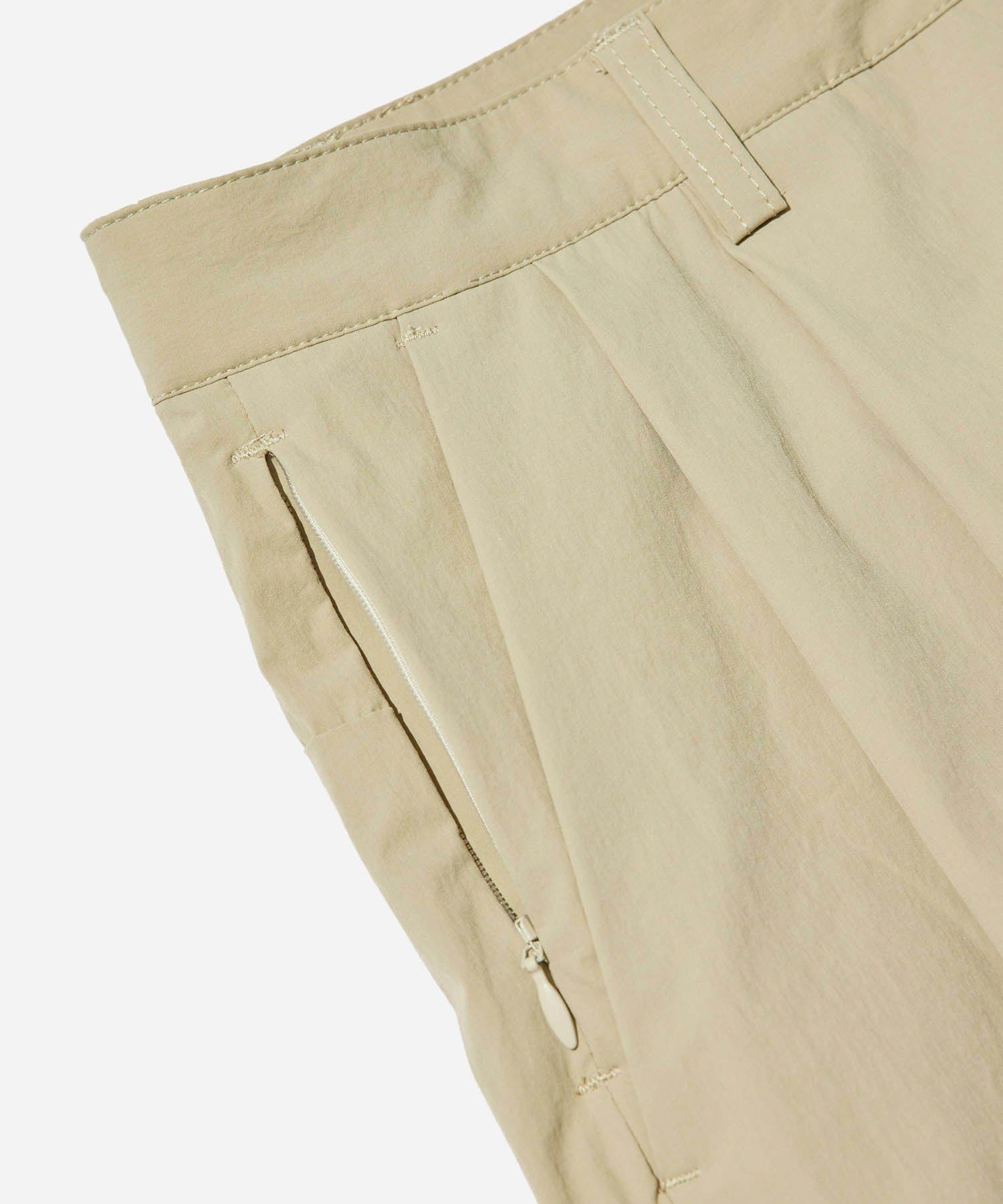 Classic Two Tuck Pant