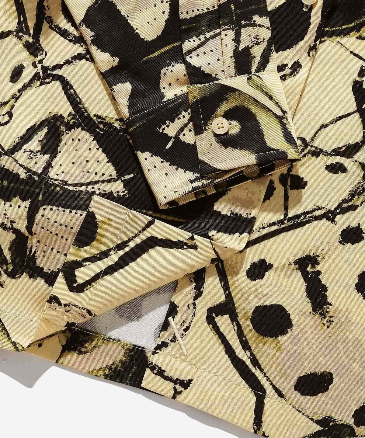 Crys Beetle Print LS Shirt
