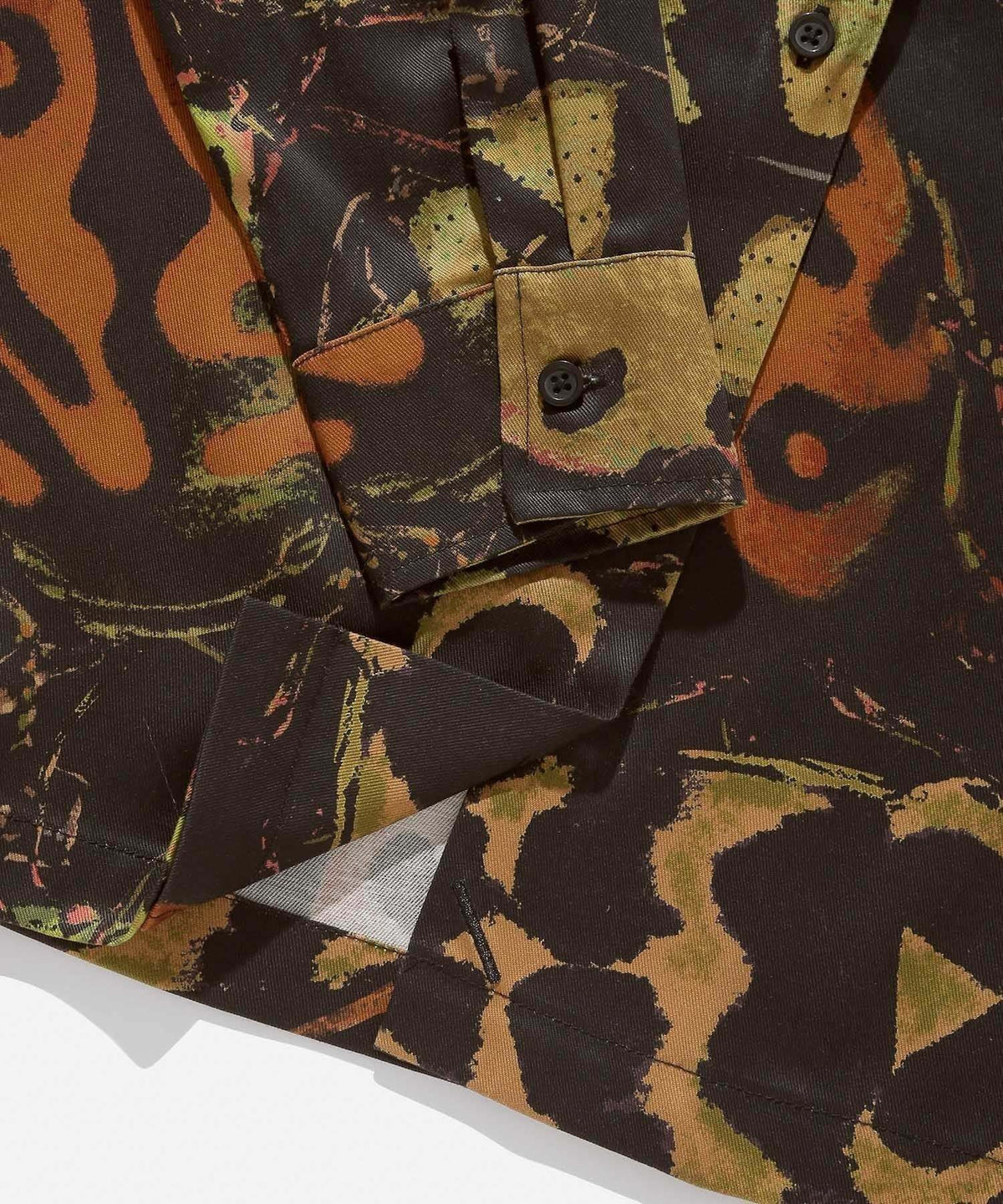 Crys Beetle Print LS Shirt