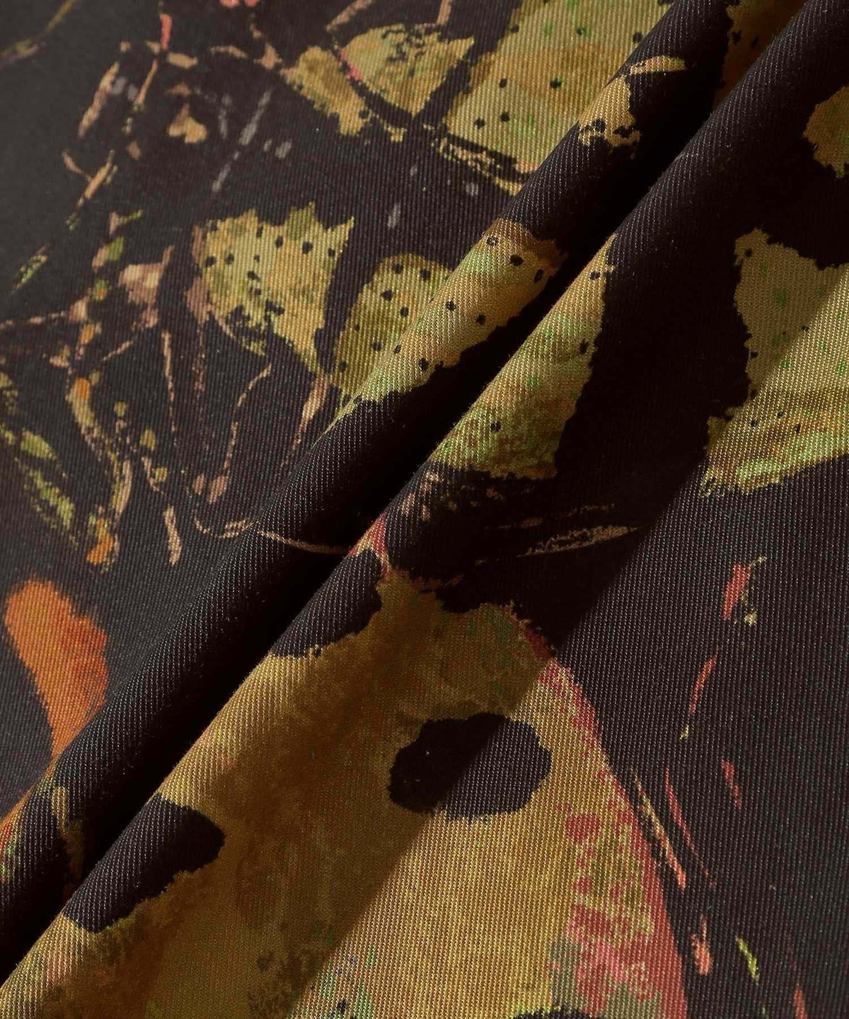 Crys Beetle Print LS Shirt