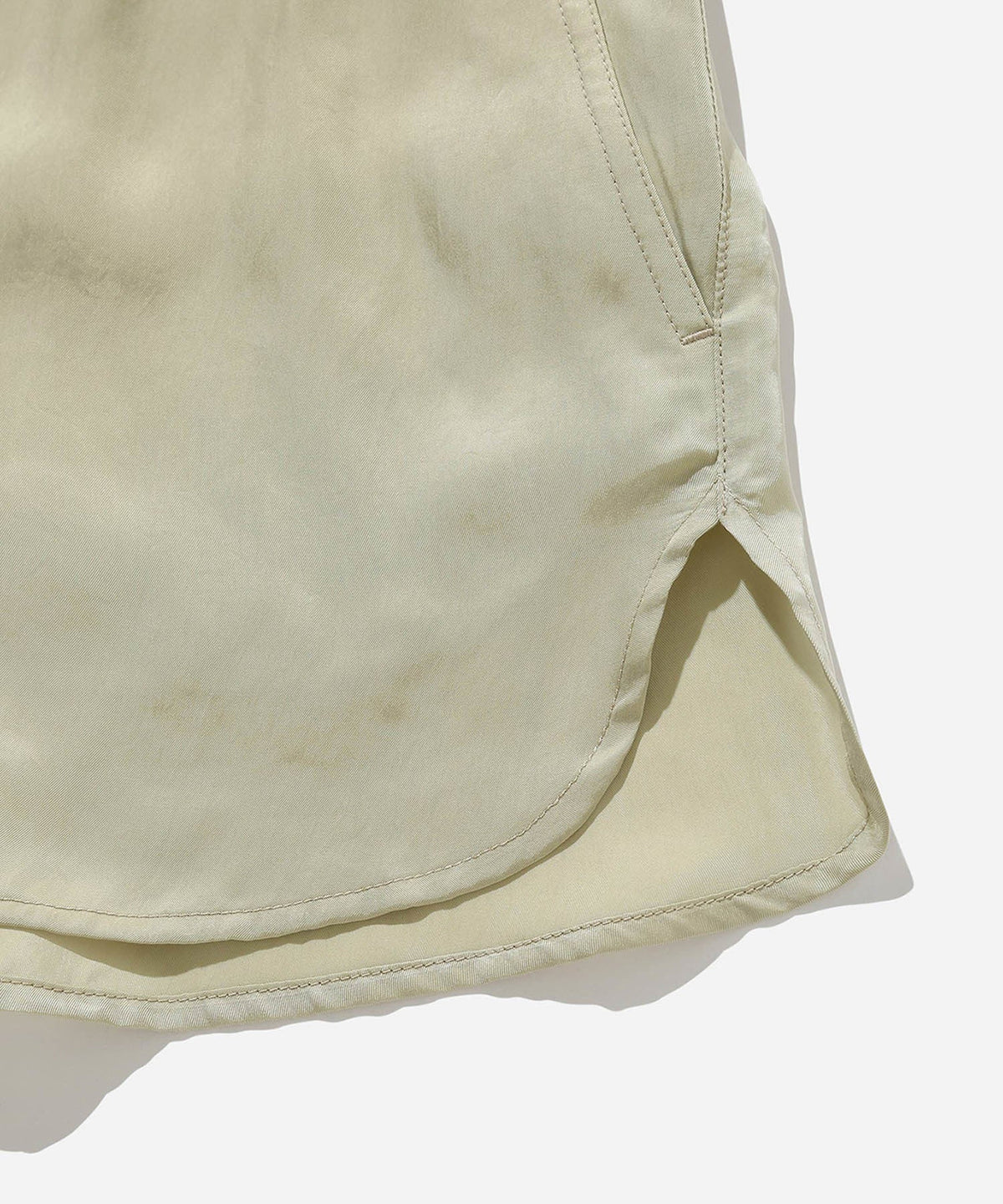 Mei Tie Front Short
