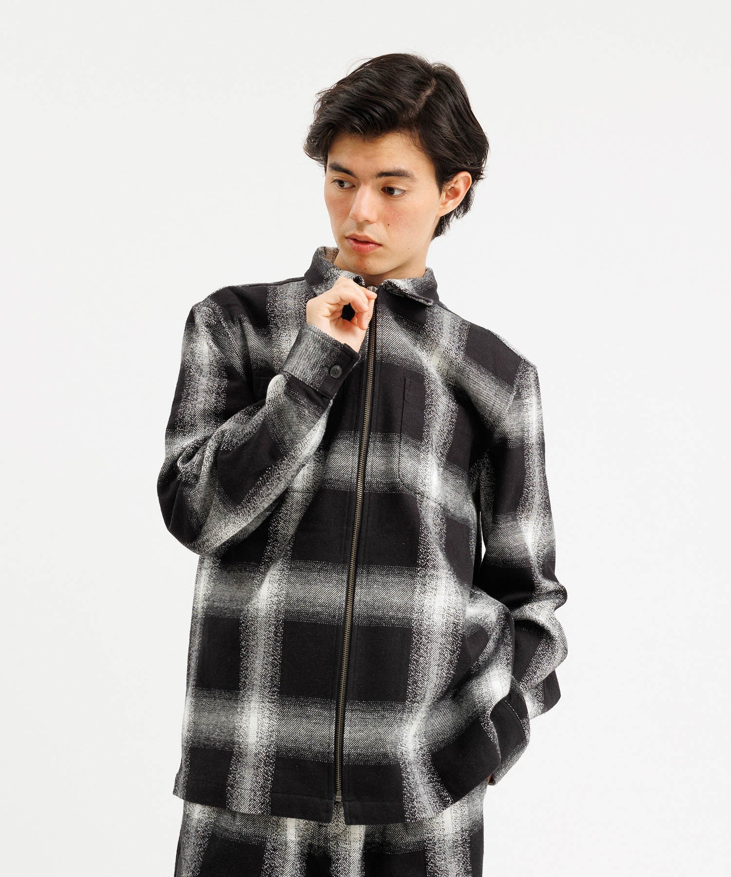 Ryan Zip Front Plaid Flannel Shirt 美品 Ryan Zip Front Plaid Flannel Shirt | Saturdays NYC Japan