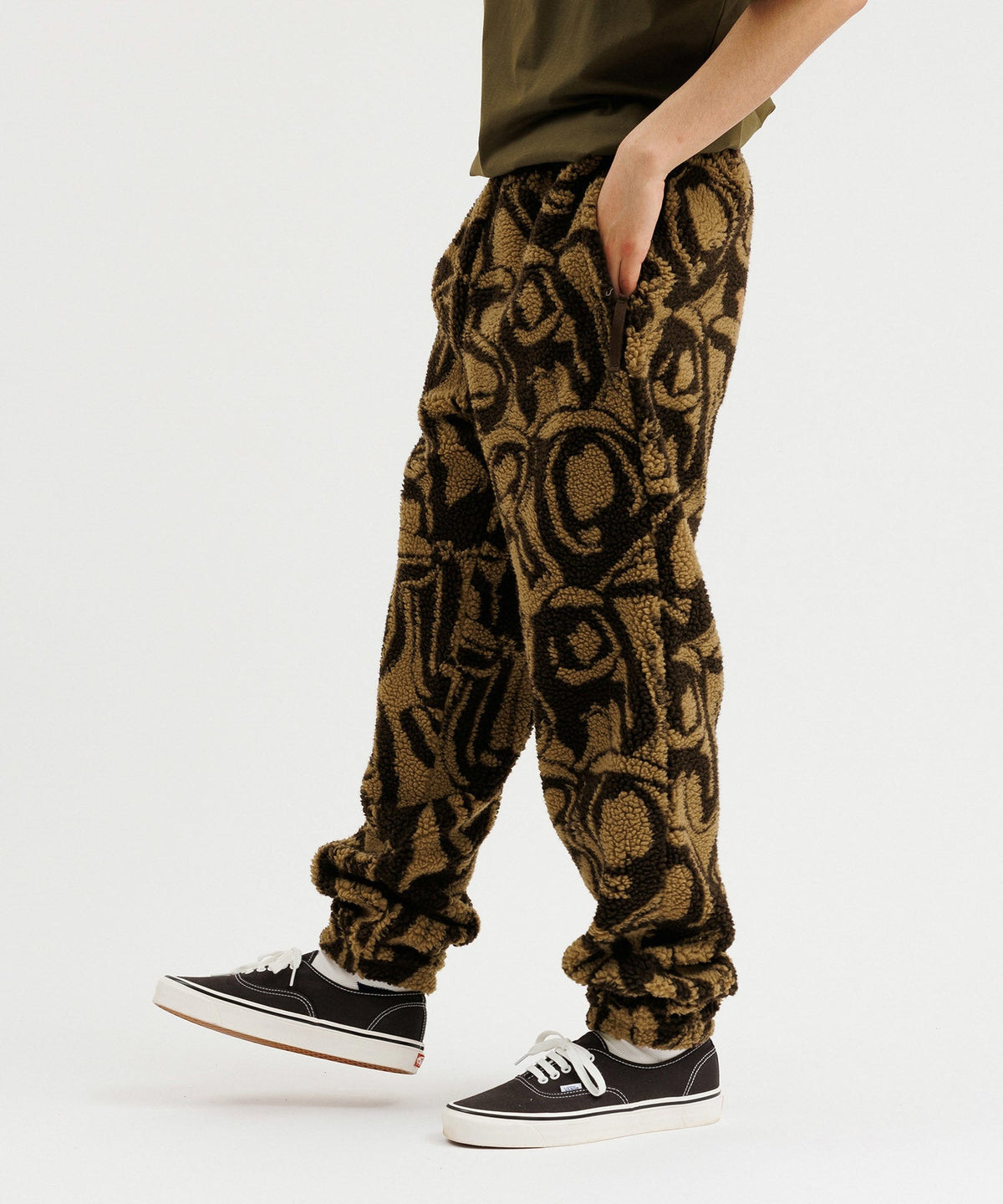 Serai Spellout Polar Fleece Pant