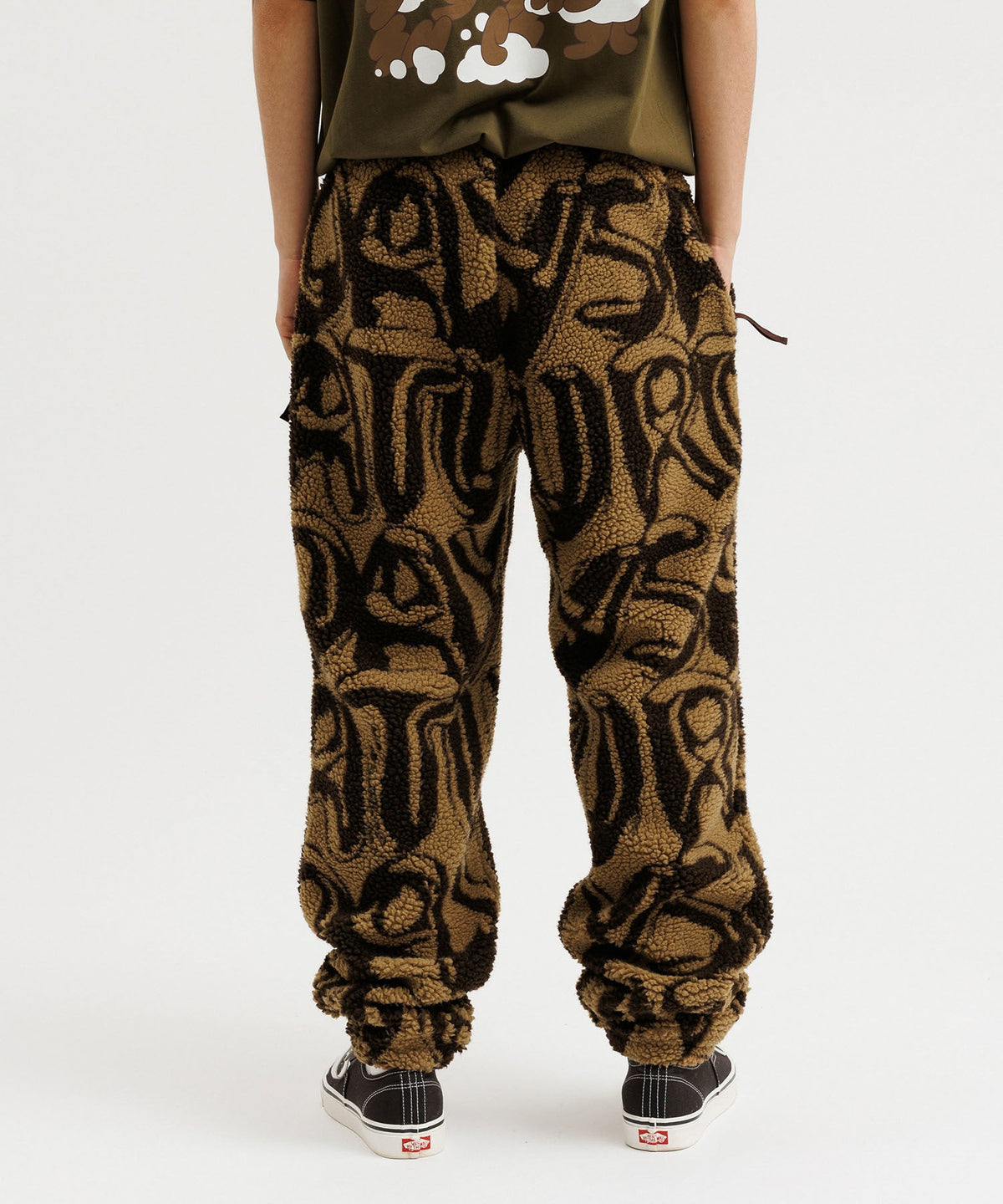 Serai Spellout Polar Fleece Pant