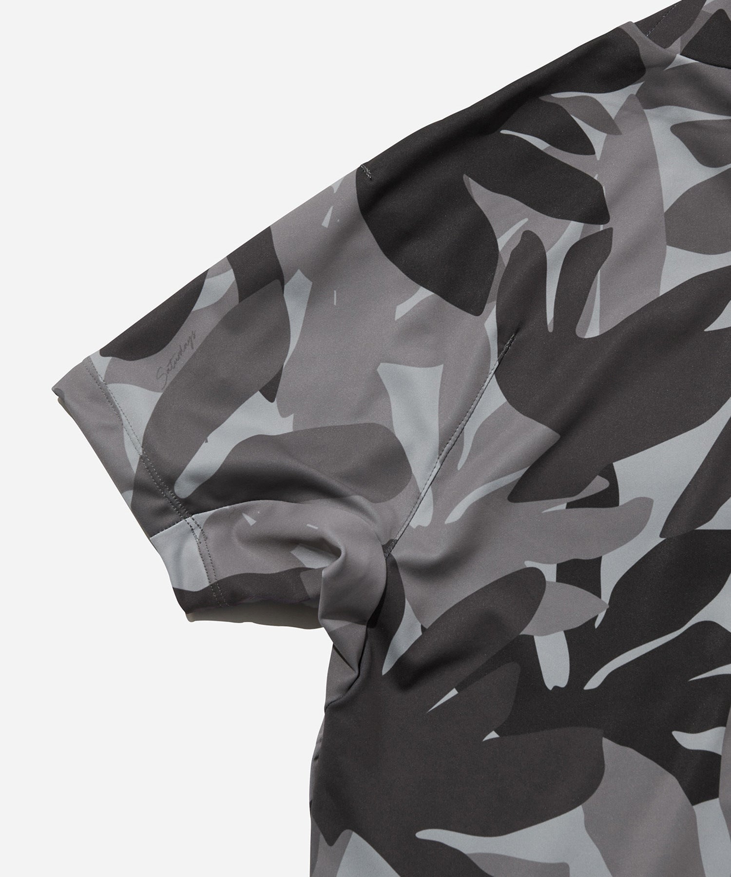 Flower Tech Mock Shirt | WOMEN