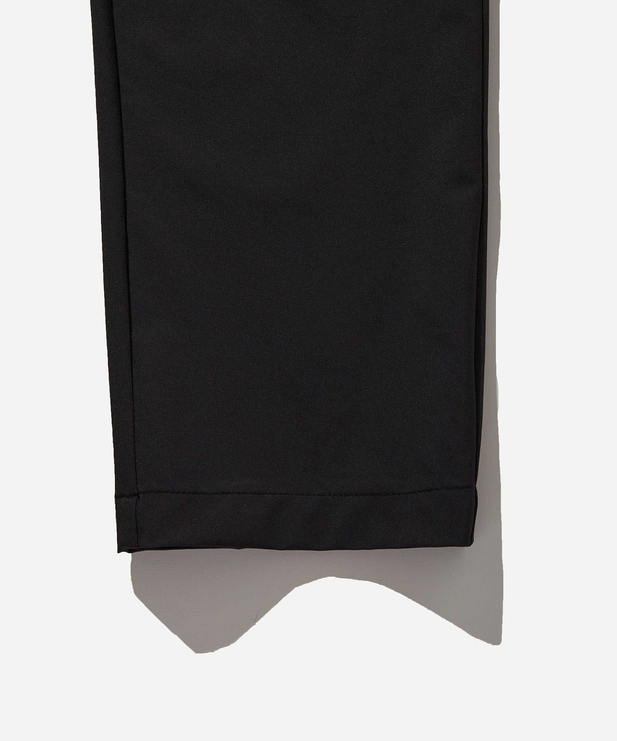 Tapered Pants 1