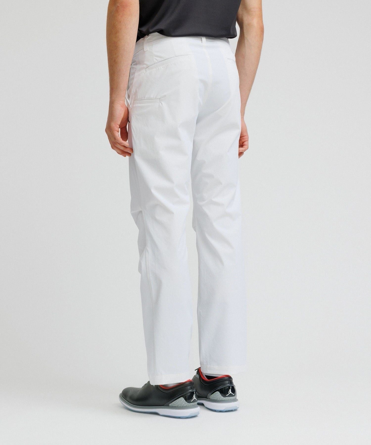 Tapered Pants 1