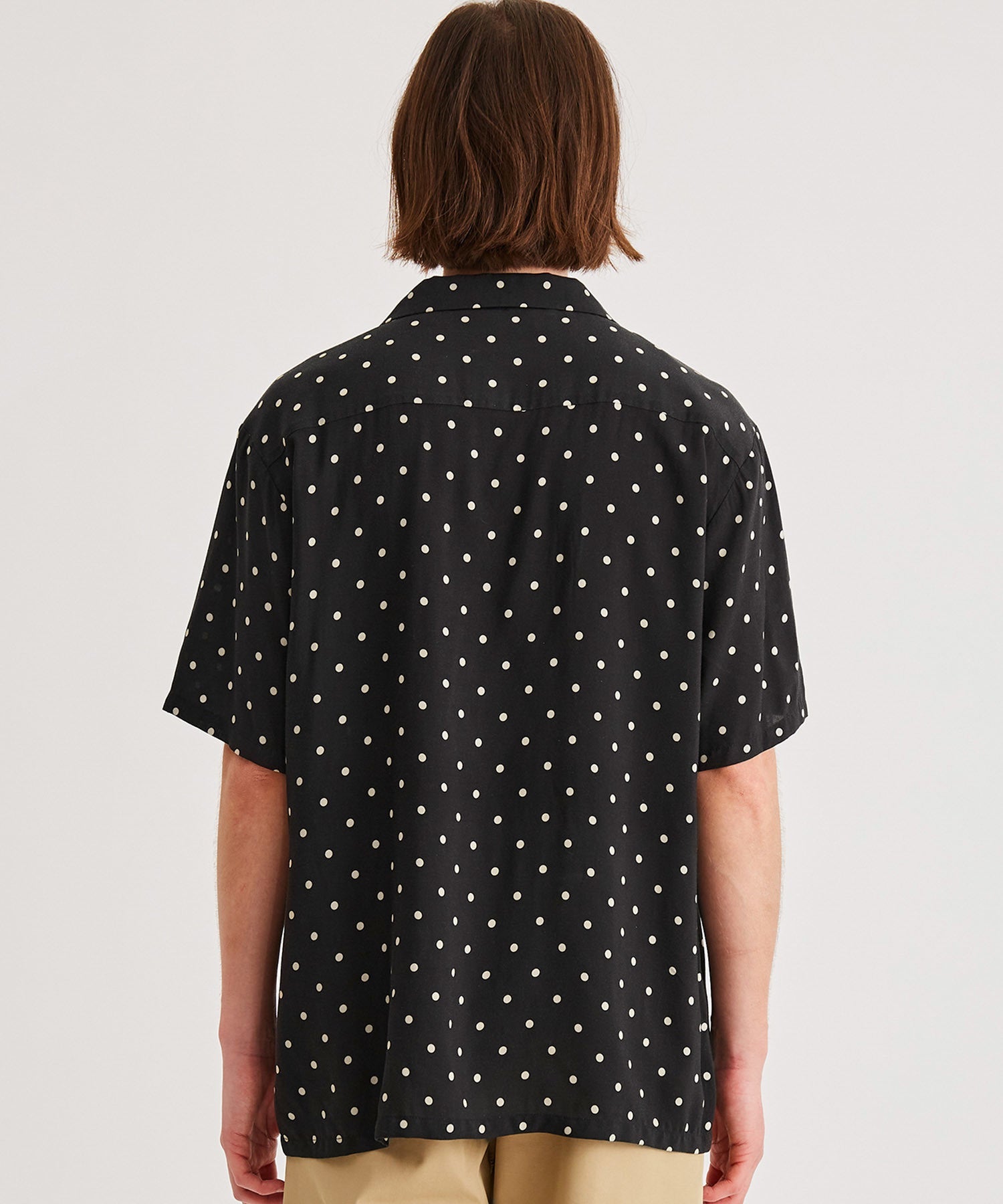 Dot Open Collar S/S Shirt