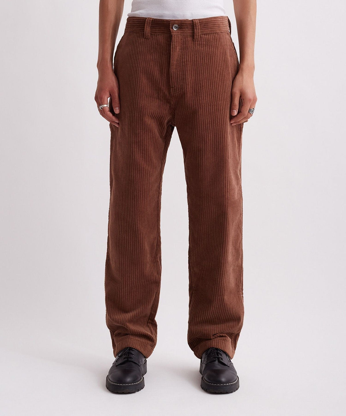 MORRIS WIDE WALE CORD PANT