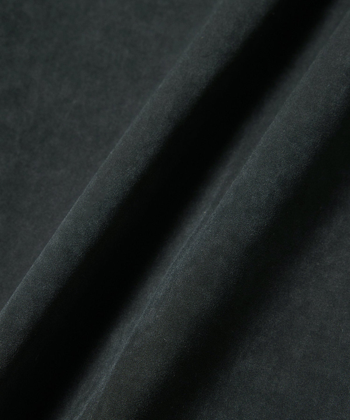 One Tuck Trouser