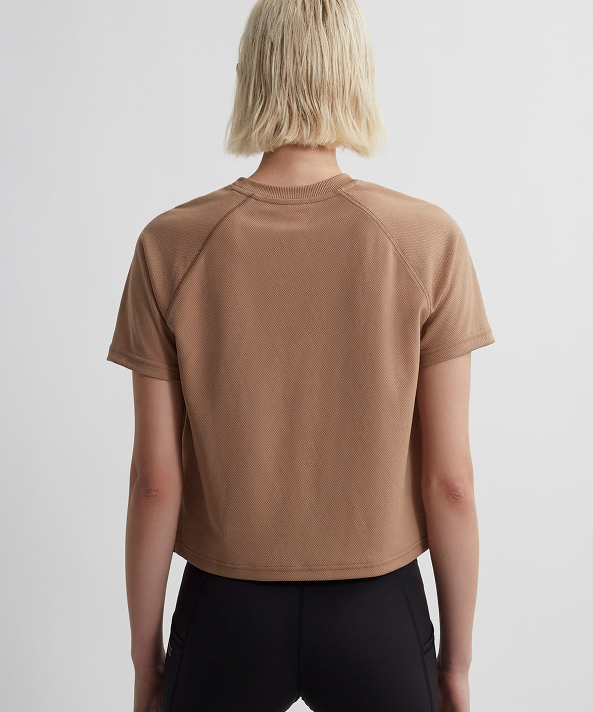 All Terrain Lightweight Cropped SS Tee | WOMEN