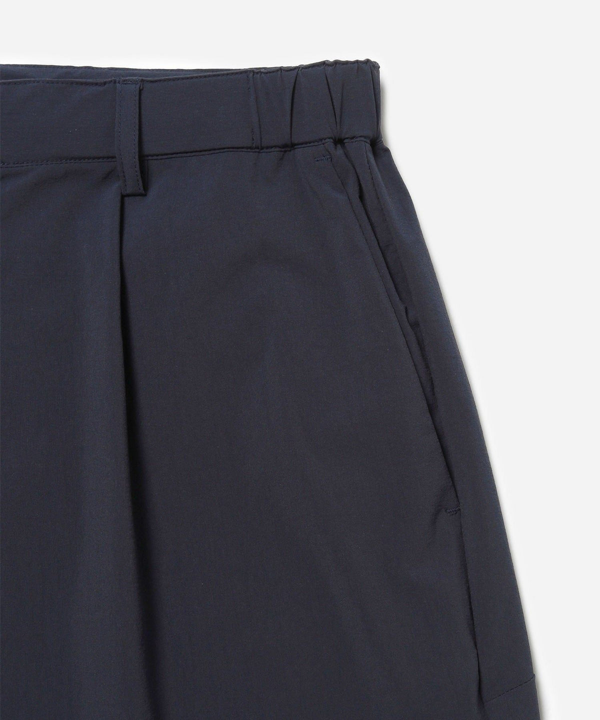 Nylon 4way One Tuck Short Pants