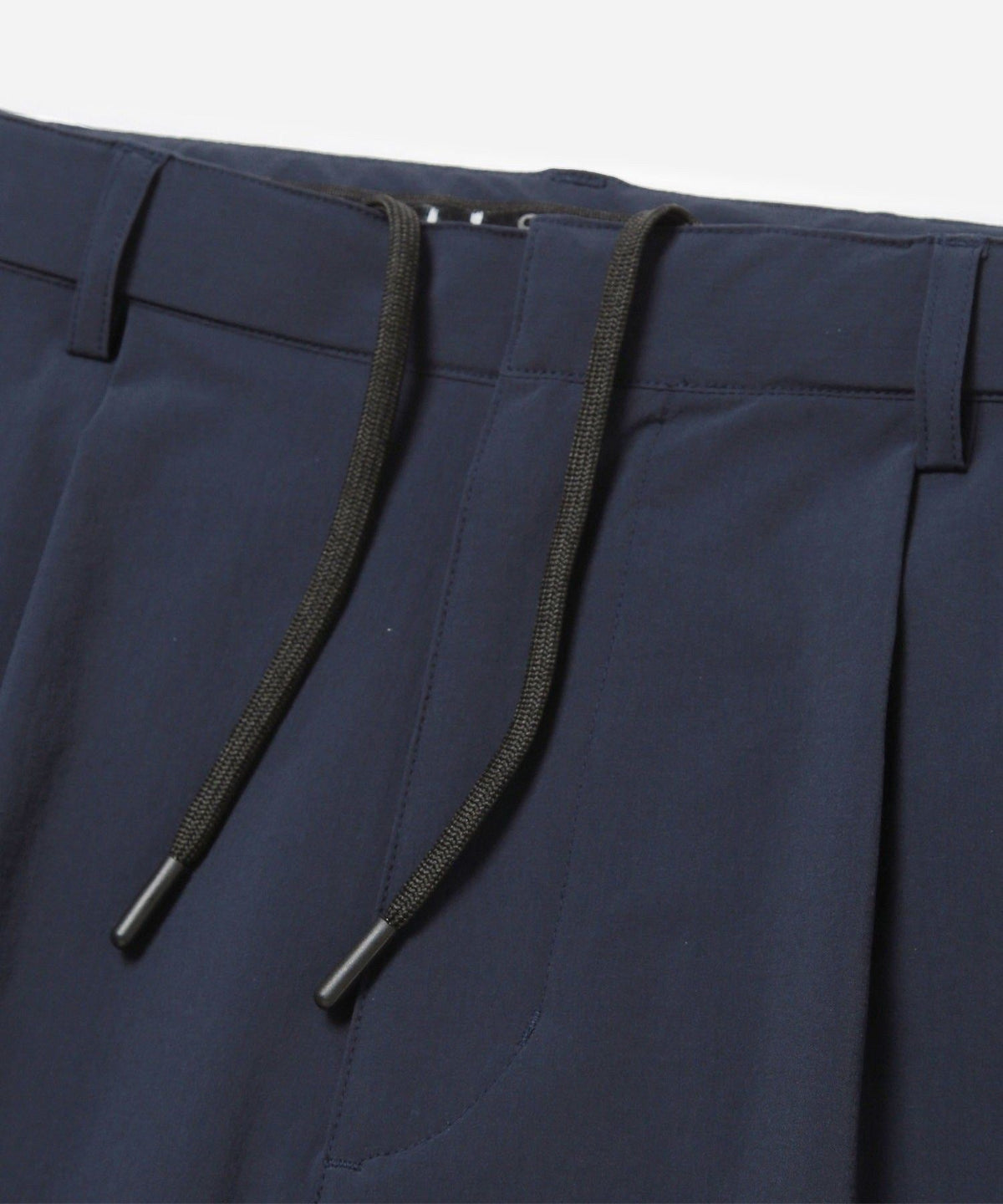 Nylon 4way One Tuck Short Pants