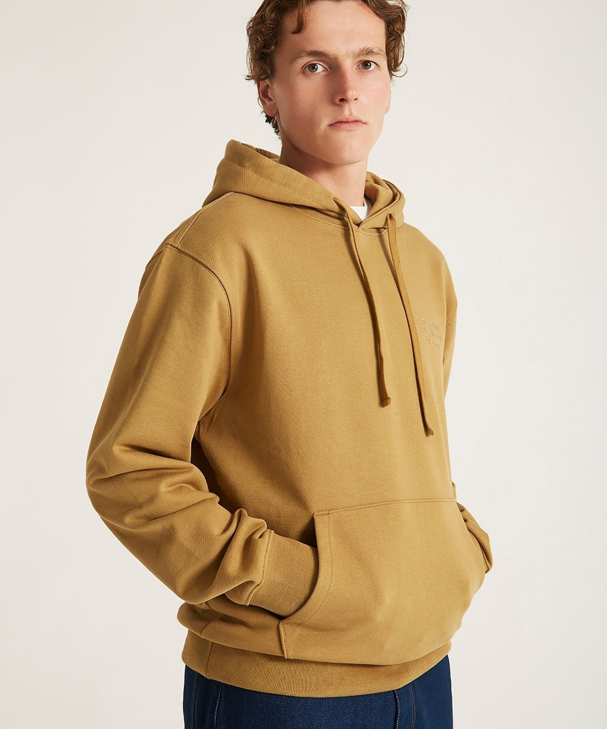 DITCH INTERNATIONAL HOODIE